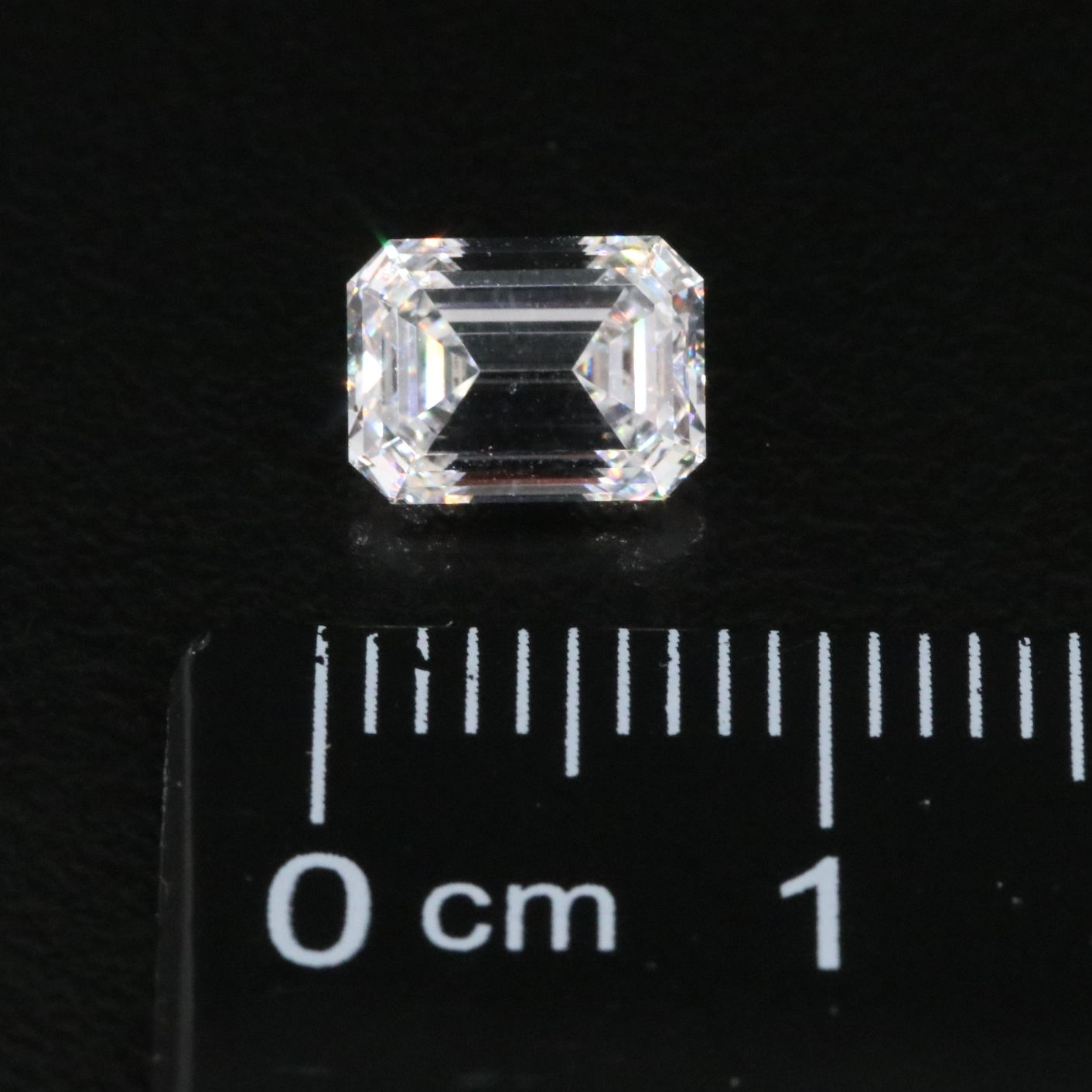 Loose 1.36 CT Lab Grown Diamond with IGI Report