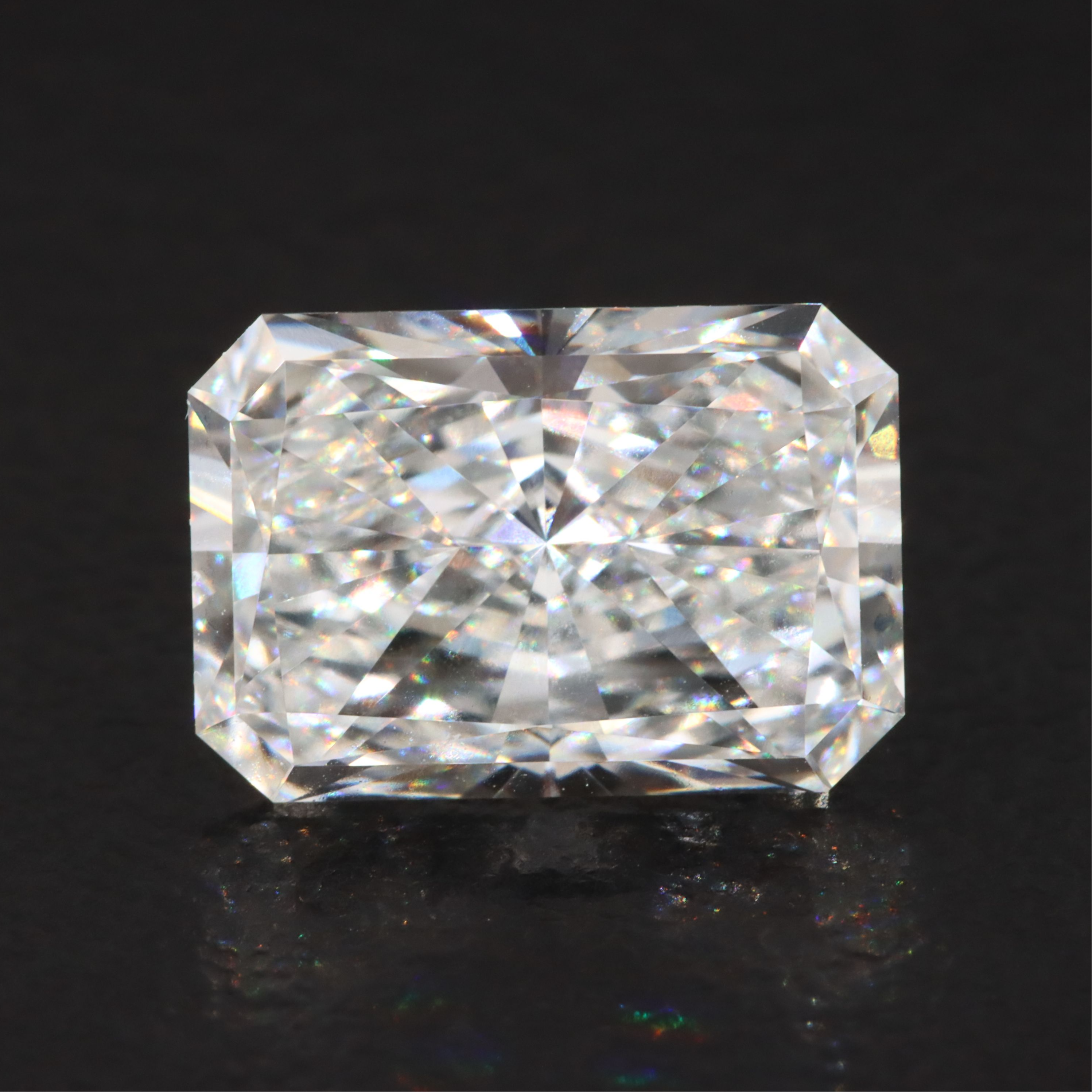 Loose 3.07 CT Lab Grown Diamond with IGI Report