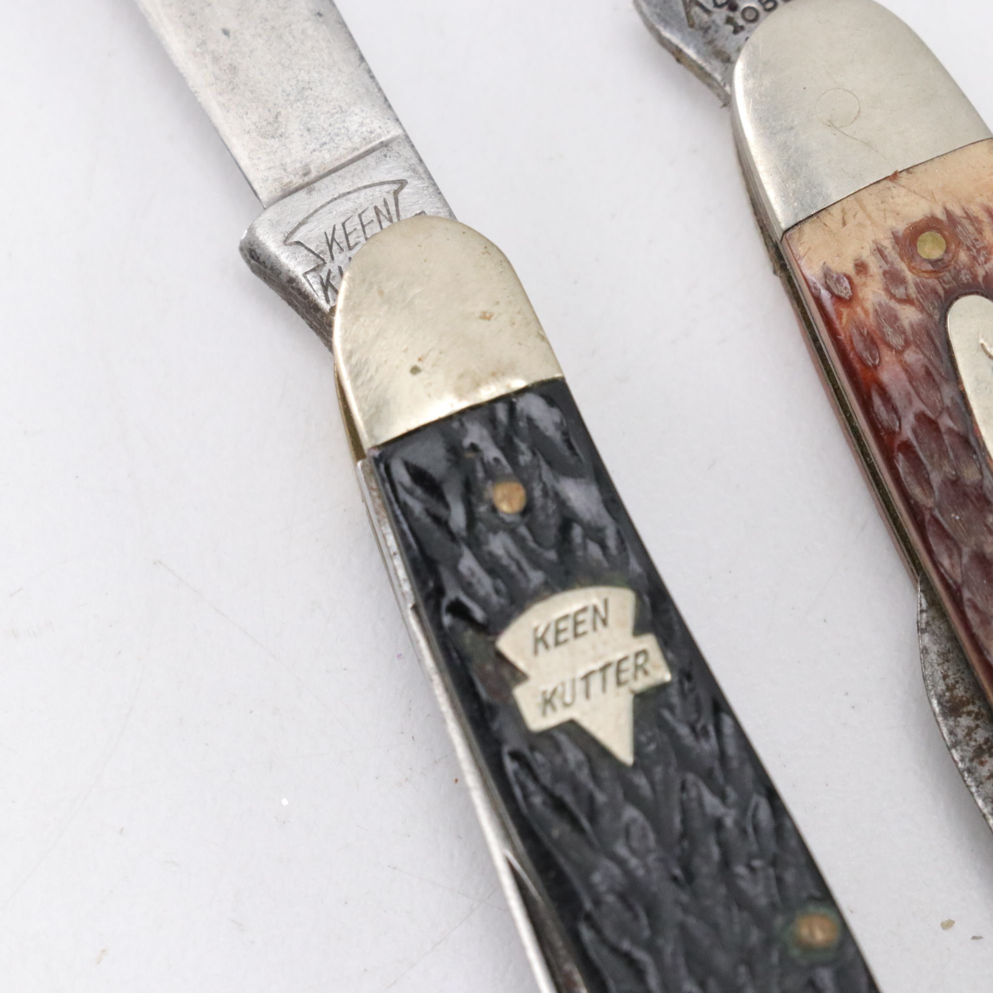 1976 Camillus American Wildlife Series Jumbo Knife with More Folding Knives