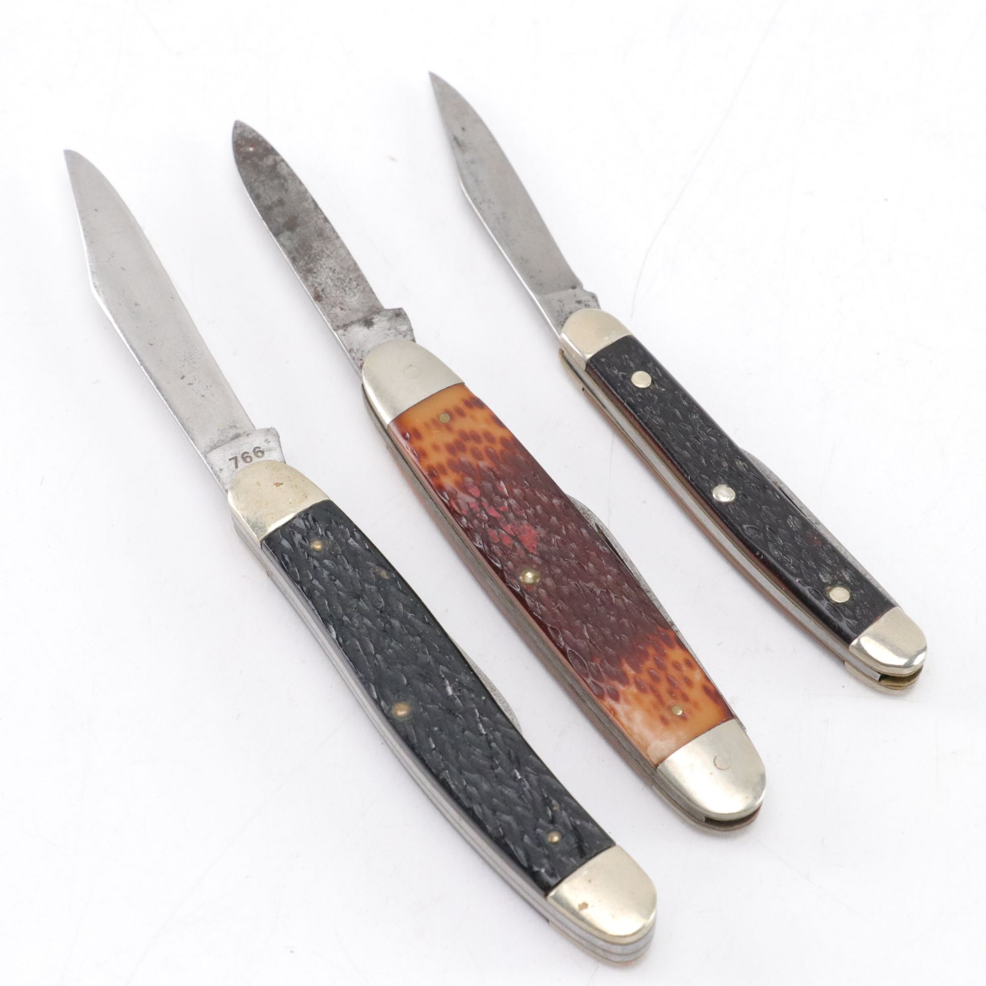 1976 Camillus American Wildlife Series Jumbo Knife with More Folding Knives