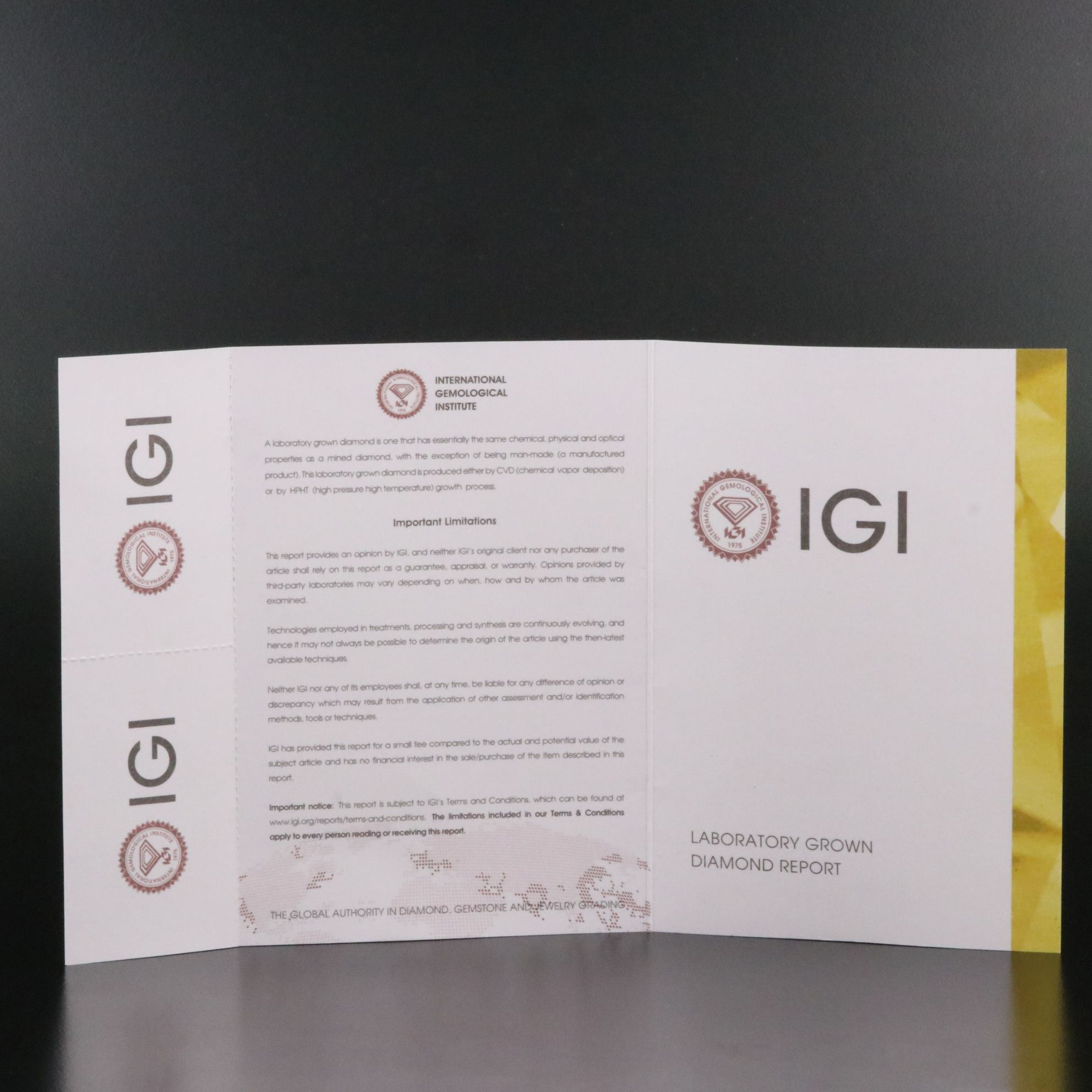 Loose 0.97 CT Lab Grown Diamond with IGI Report