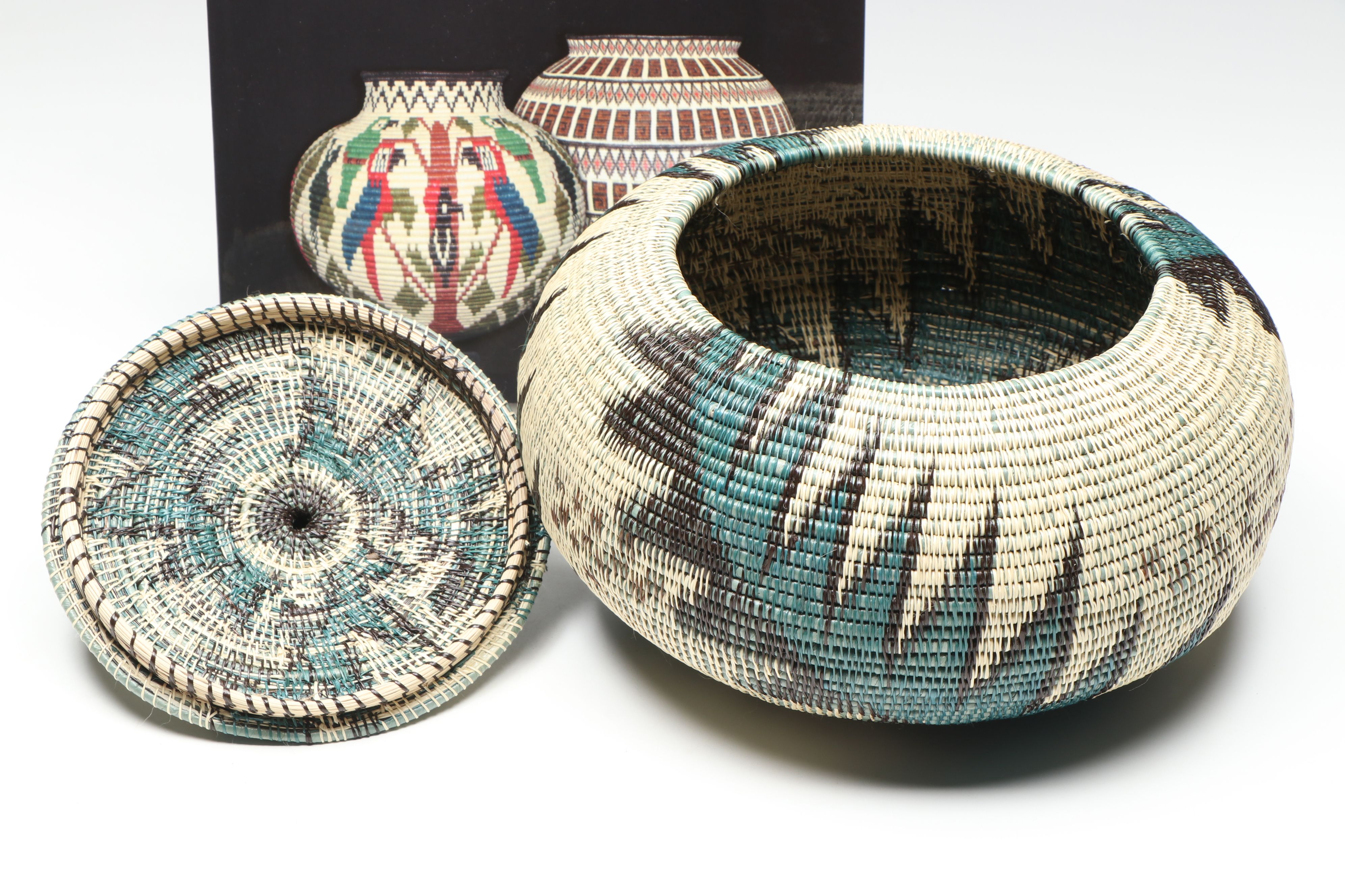 Panamanian Emberá-Wounaan Peoples Palm and Natural Dye Baskets
