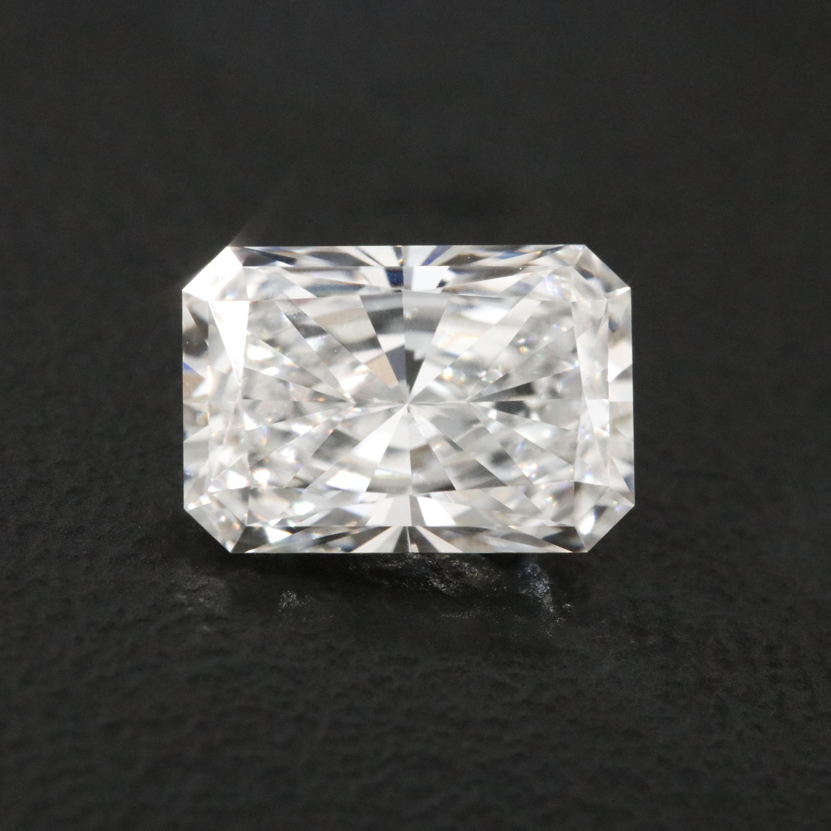 Loose 1.89 CT Lab Grown Diamond with IGI Report