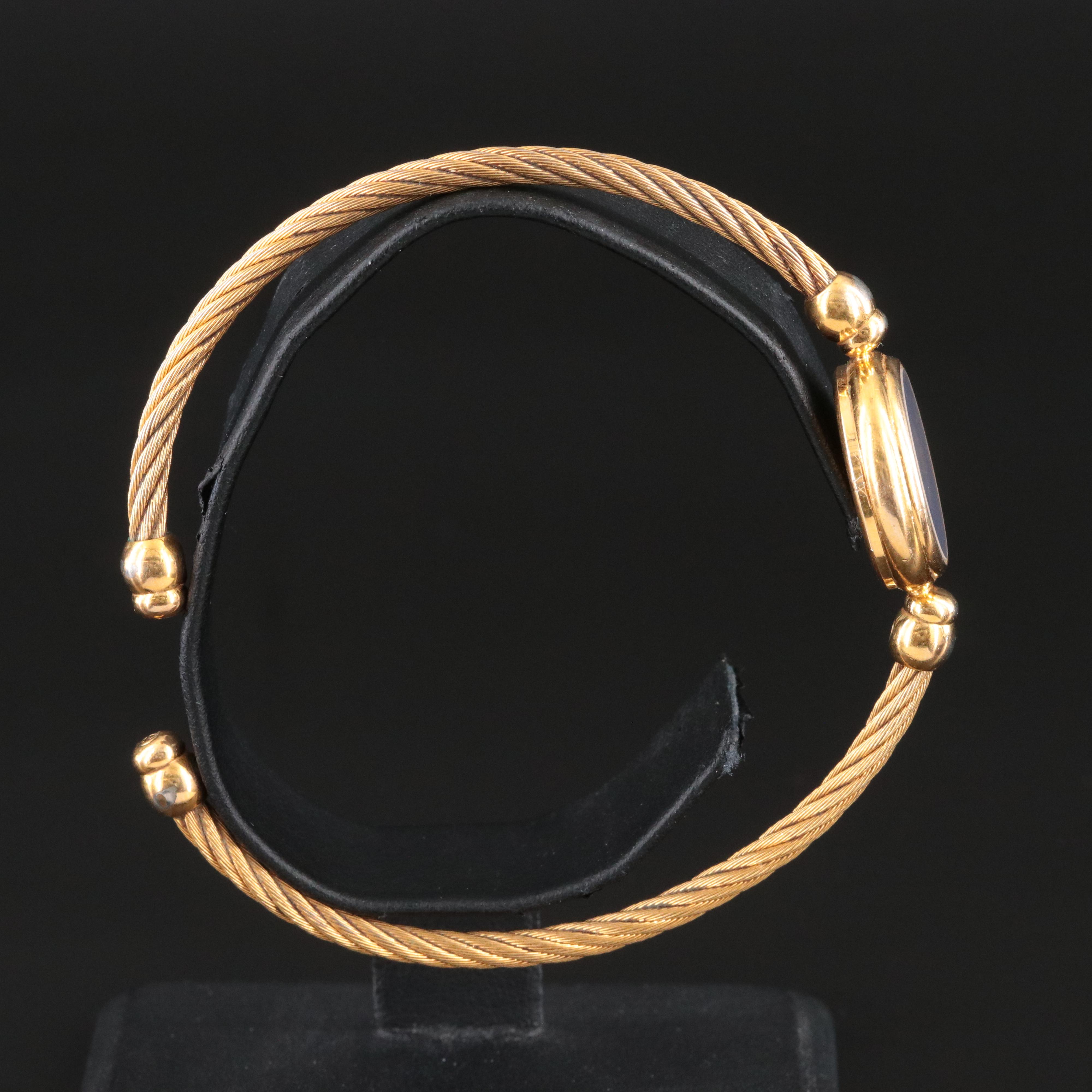 Gucci 2047L Bangle Watch with Blue Dial