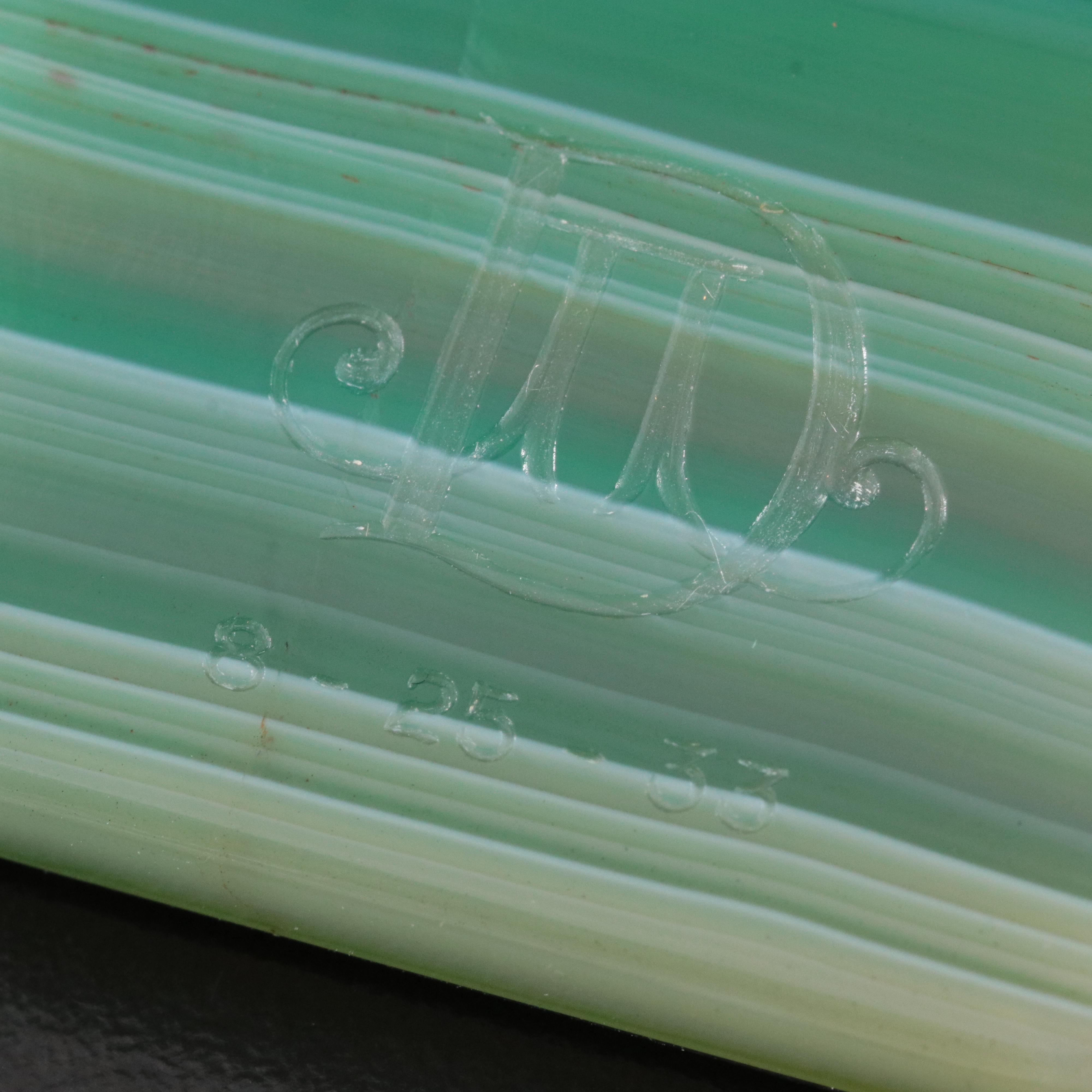 Cartier 18K Agate Rectangular Seal Brooch 1930's