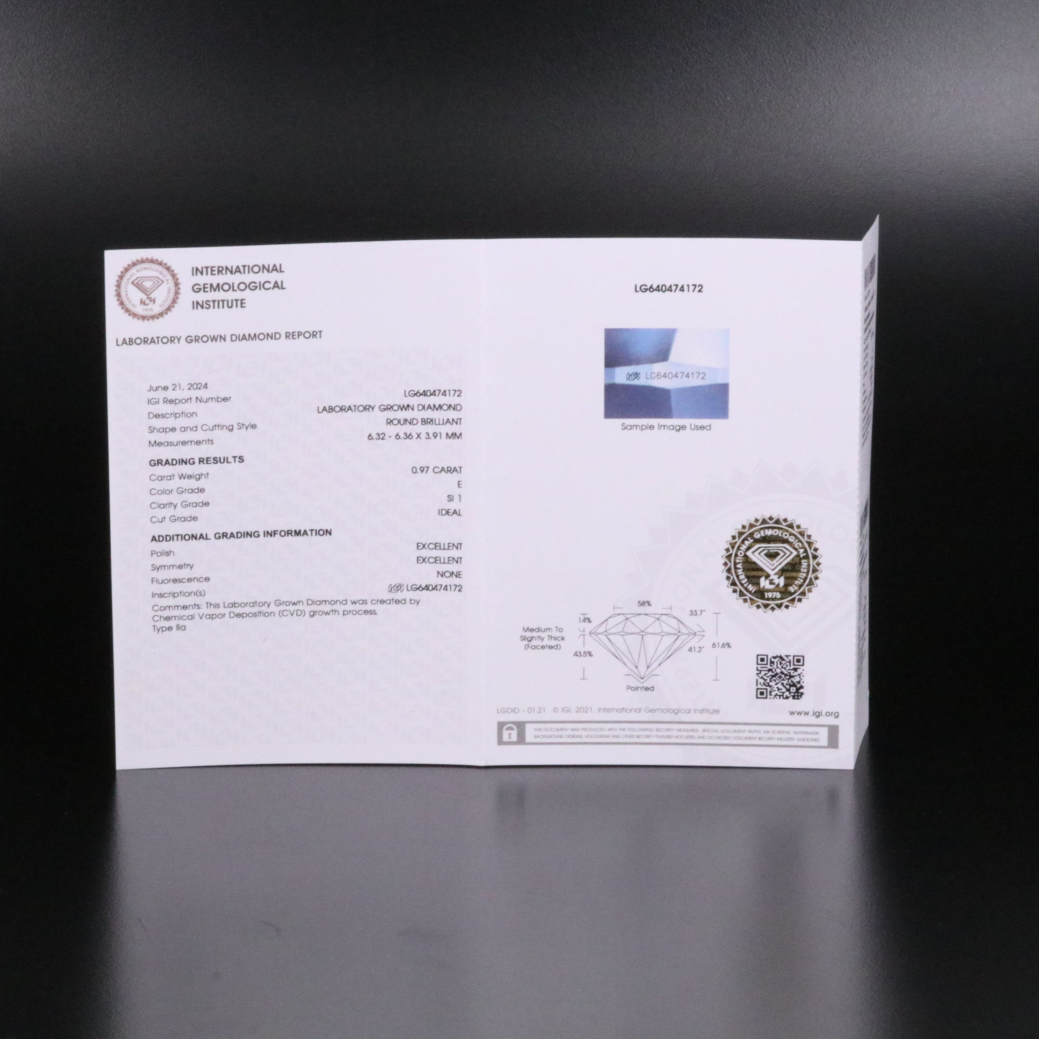 Loose 0.97 CT Lab Grown Diamond with IGI Report