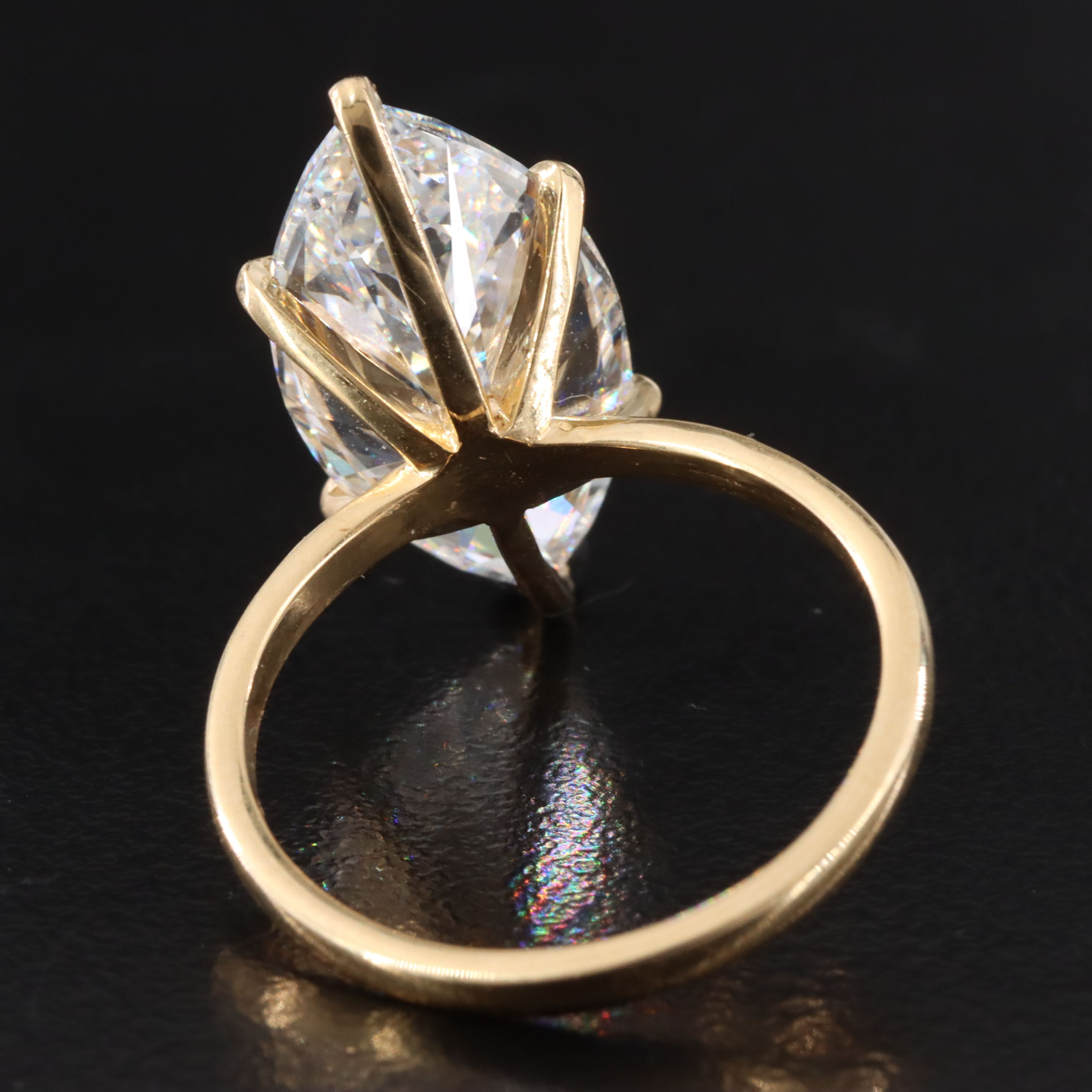 18K 7.02 CT Lab Grown Diamond Solitaire Ring with IGI Report