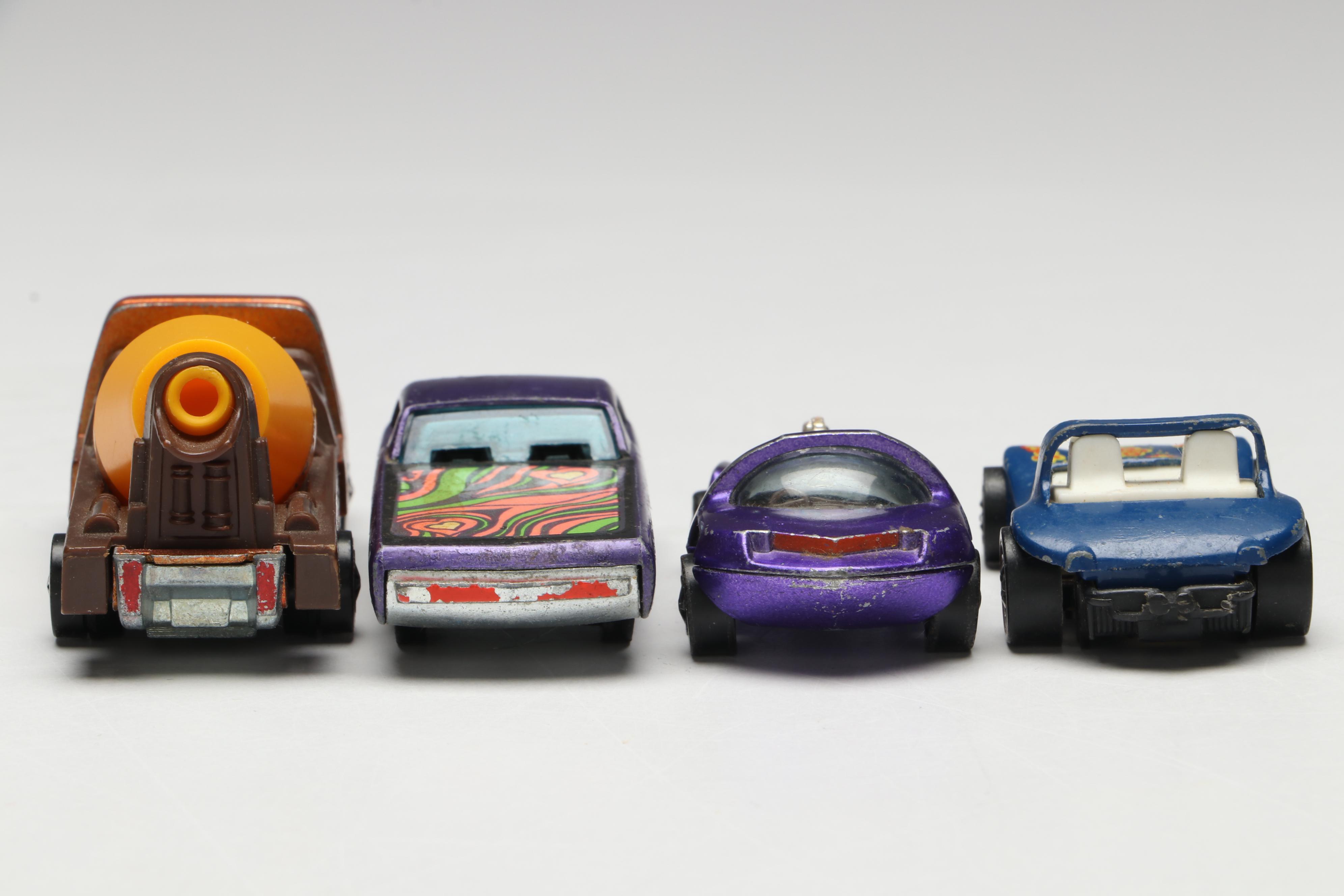 Hot Wheels "Deora," "Dune Daddy" and More Redline Toy Cars