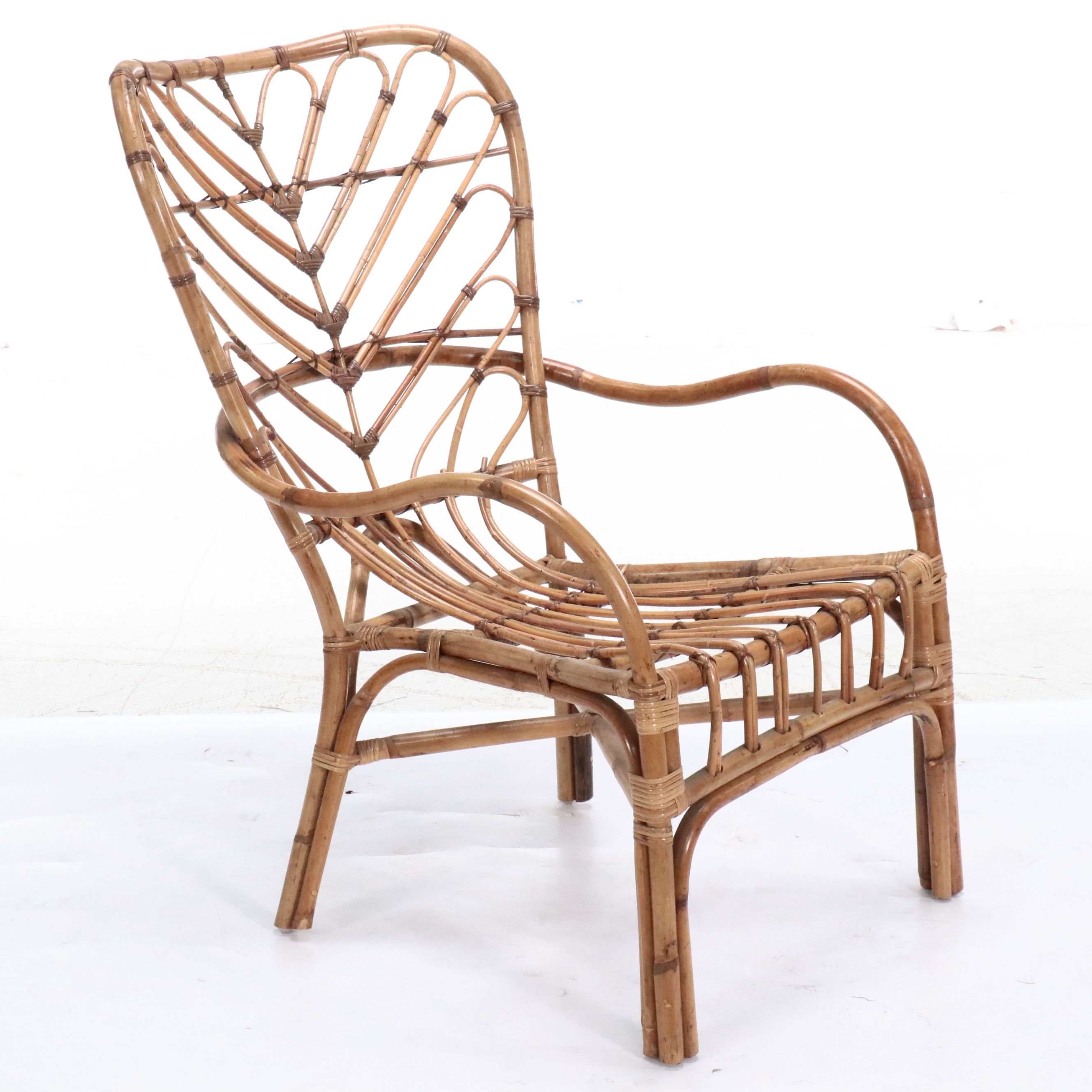 Rattan Cabana Lounge Chair