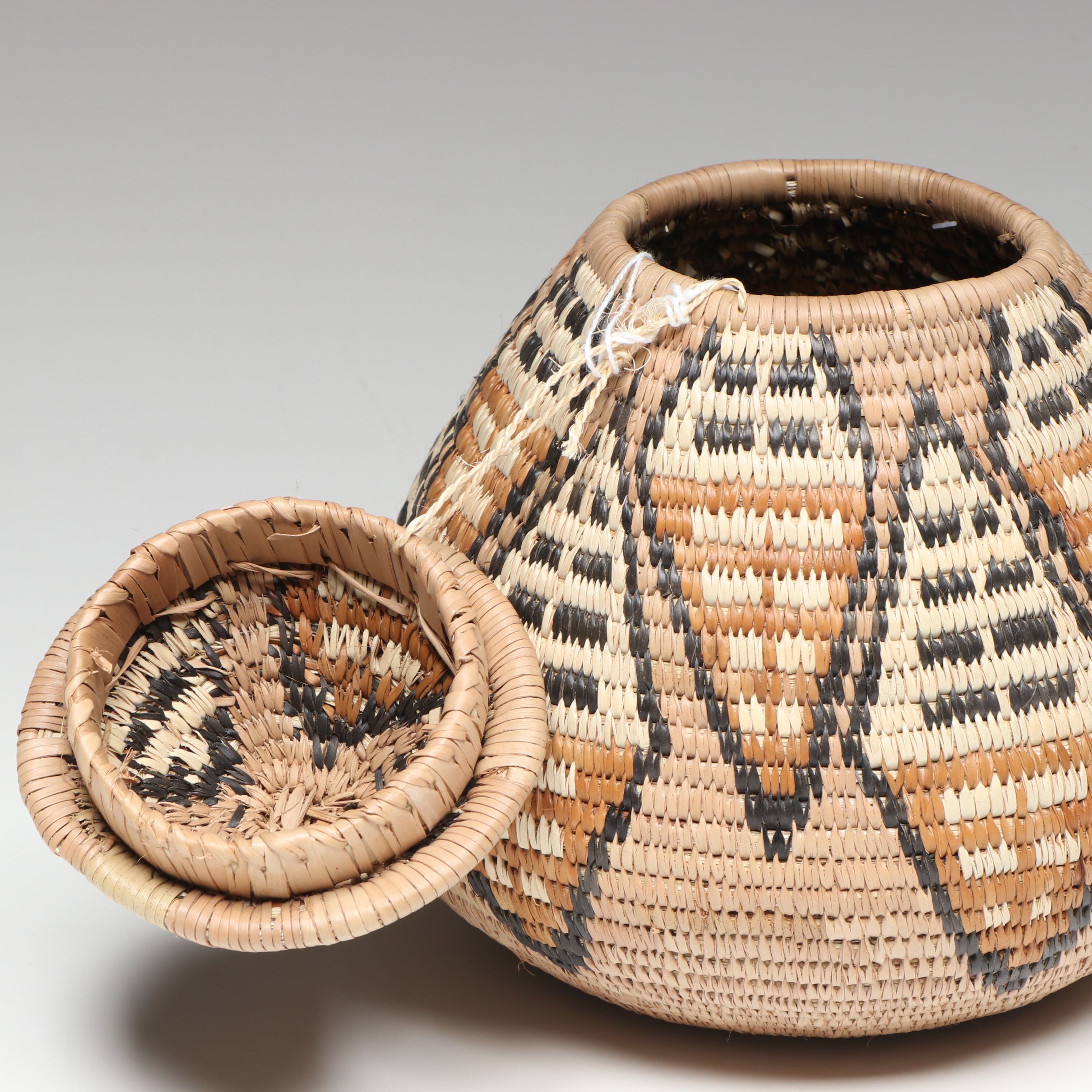 Thembani Mkhwunal Zulu Ukhamba Style, Nut Bowl and Herb Container Baskets