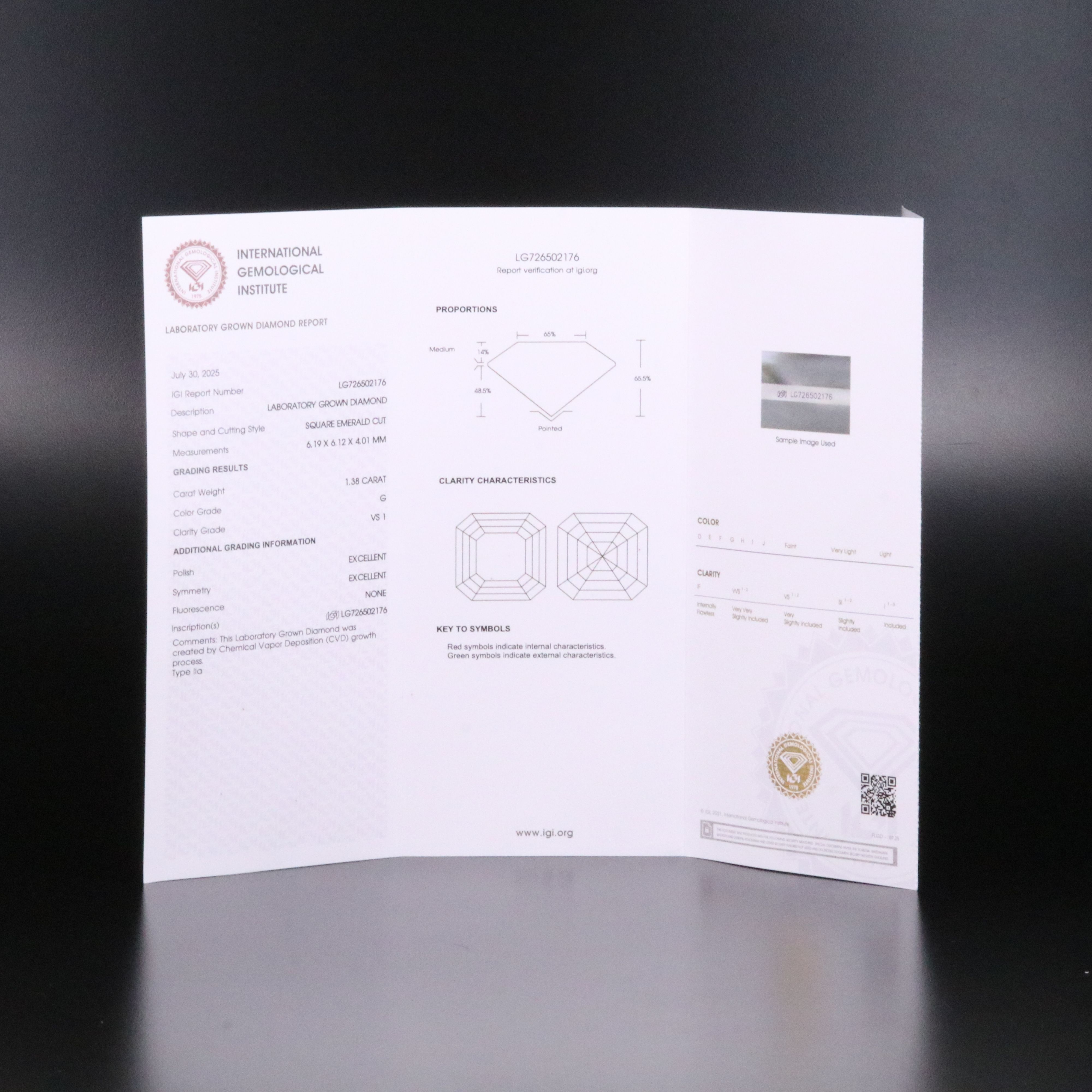 Loose 1.38 CT Lab Grown Diamond with IGI Report