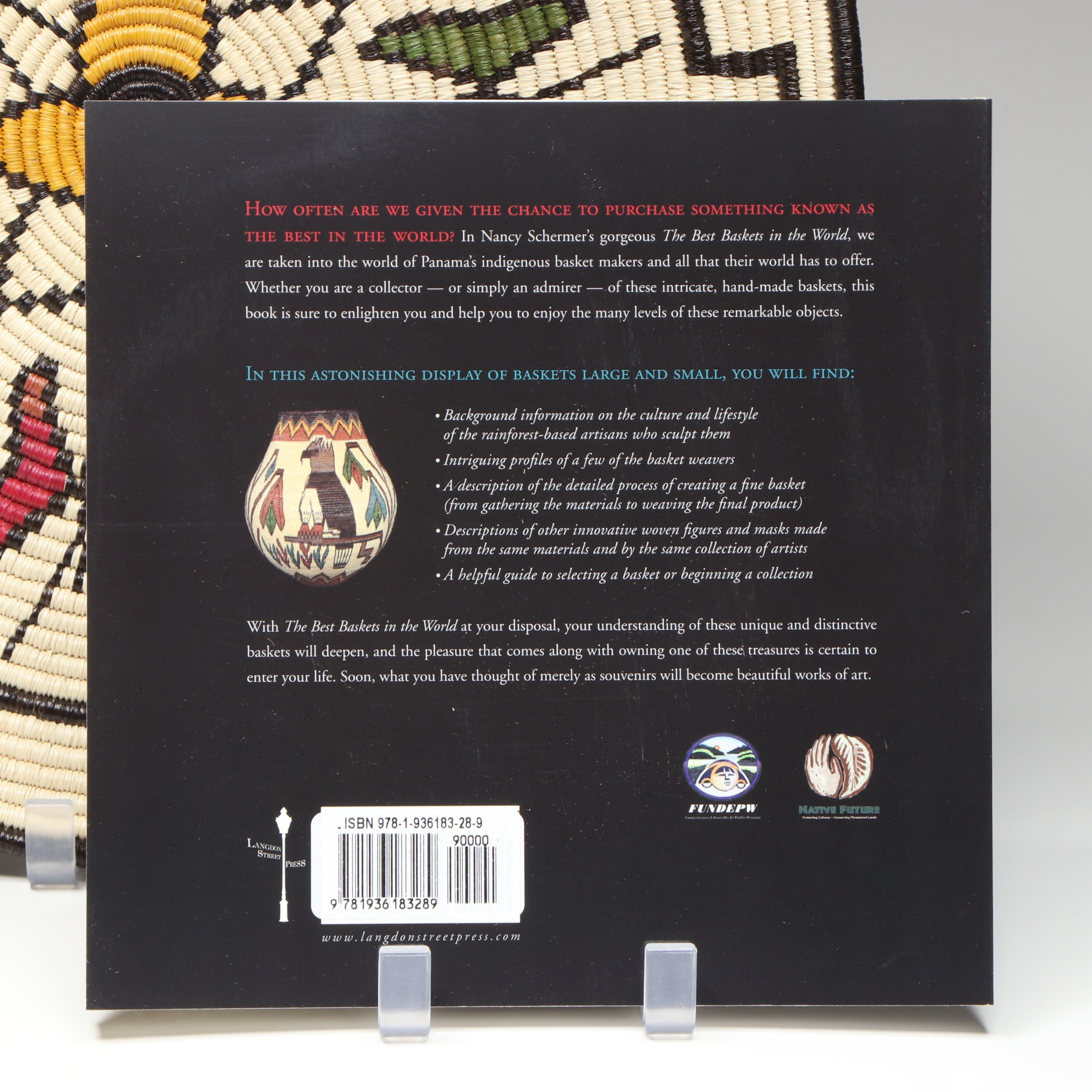 Panamanian Emberá-Wounaan Black Palm Chunga Fiber Baskets