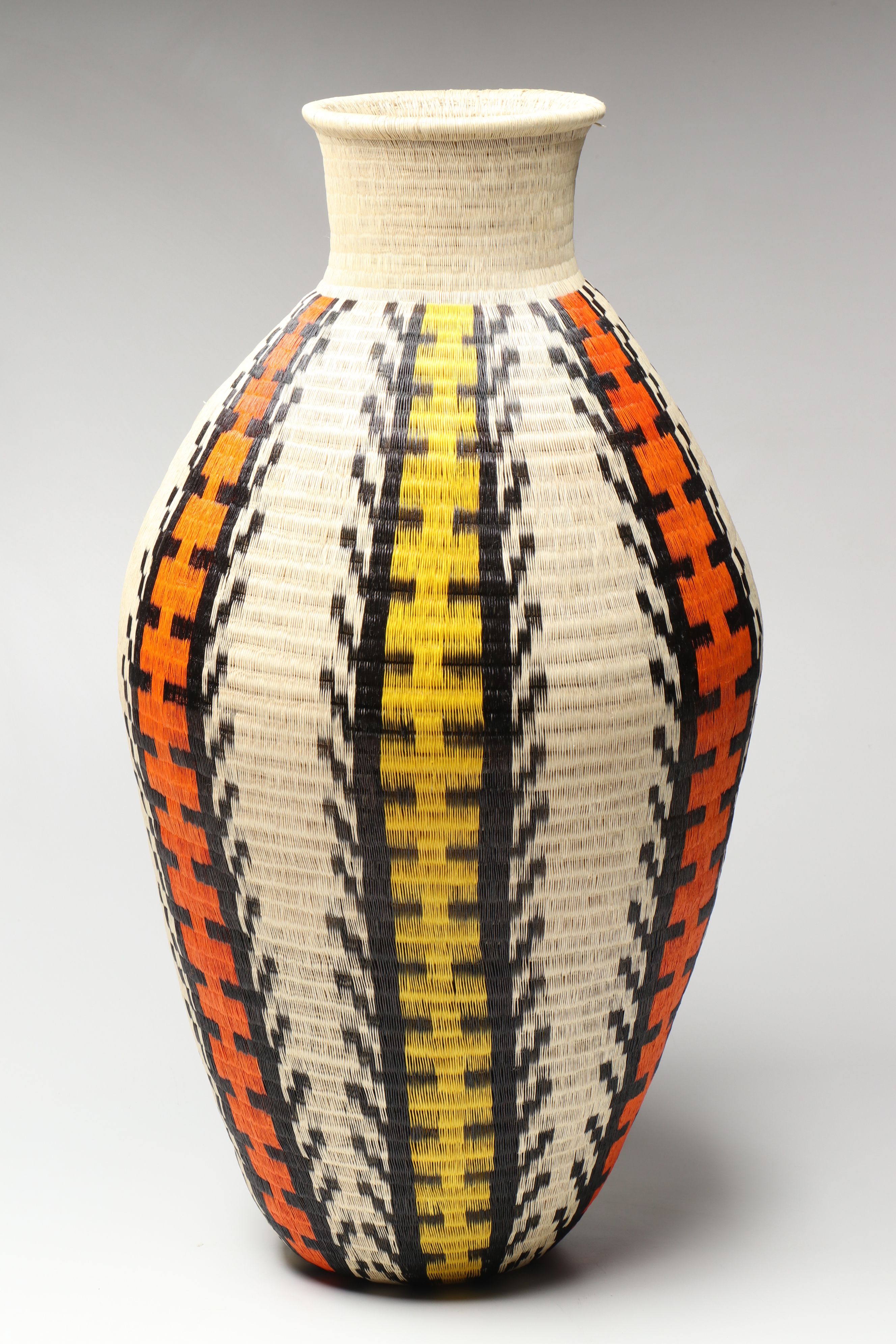 Colombian Wounaan Palm Fiber and Natural Dye Basket