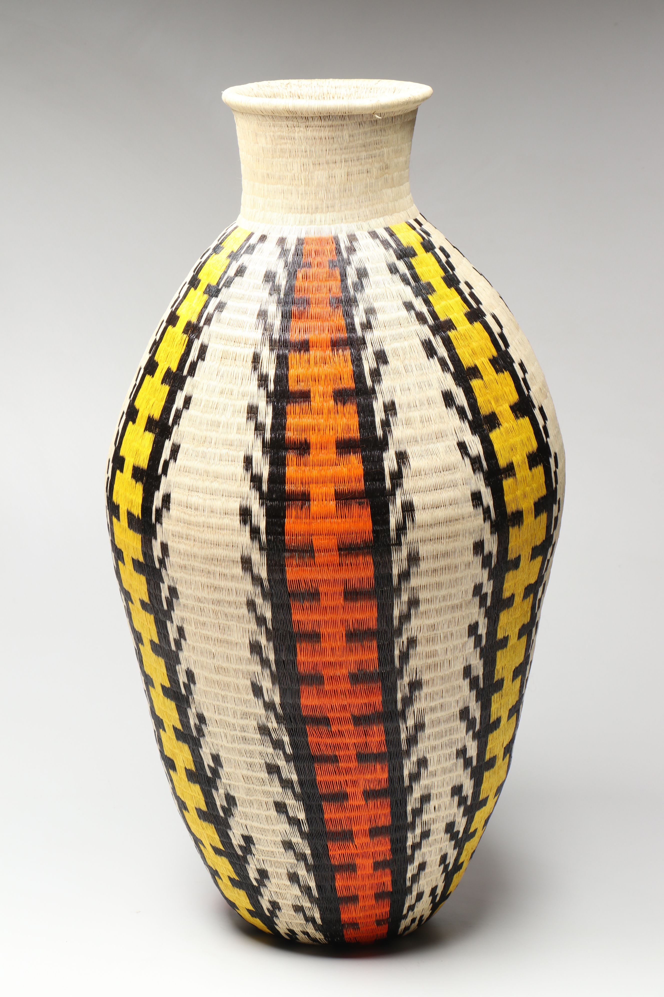 Colombian Wounaan Palm Fiber and Natural Dye Basket