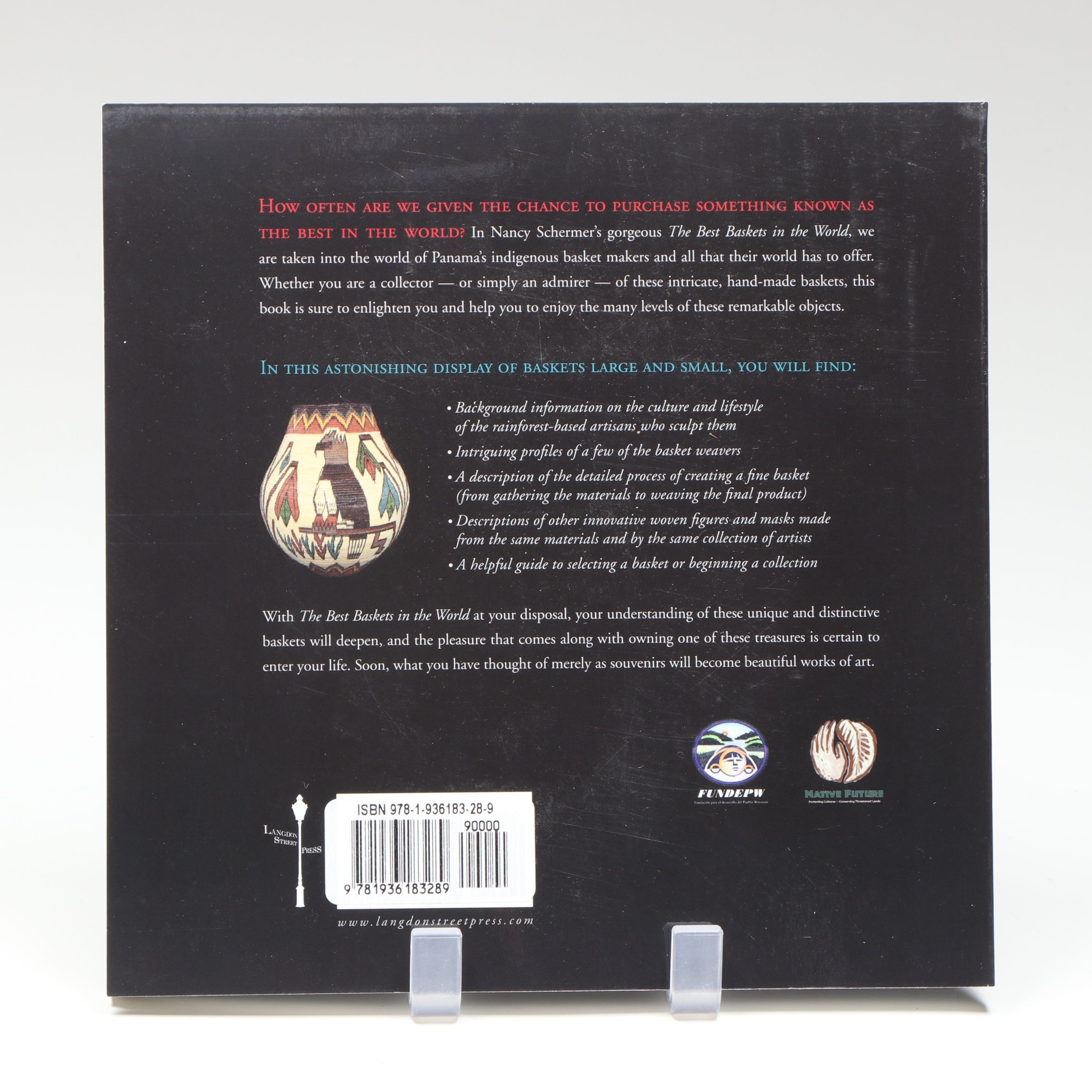 Colombian Wounaan Palm Fiber and Natural Dye Basket