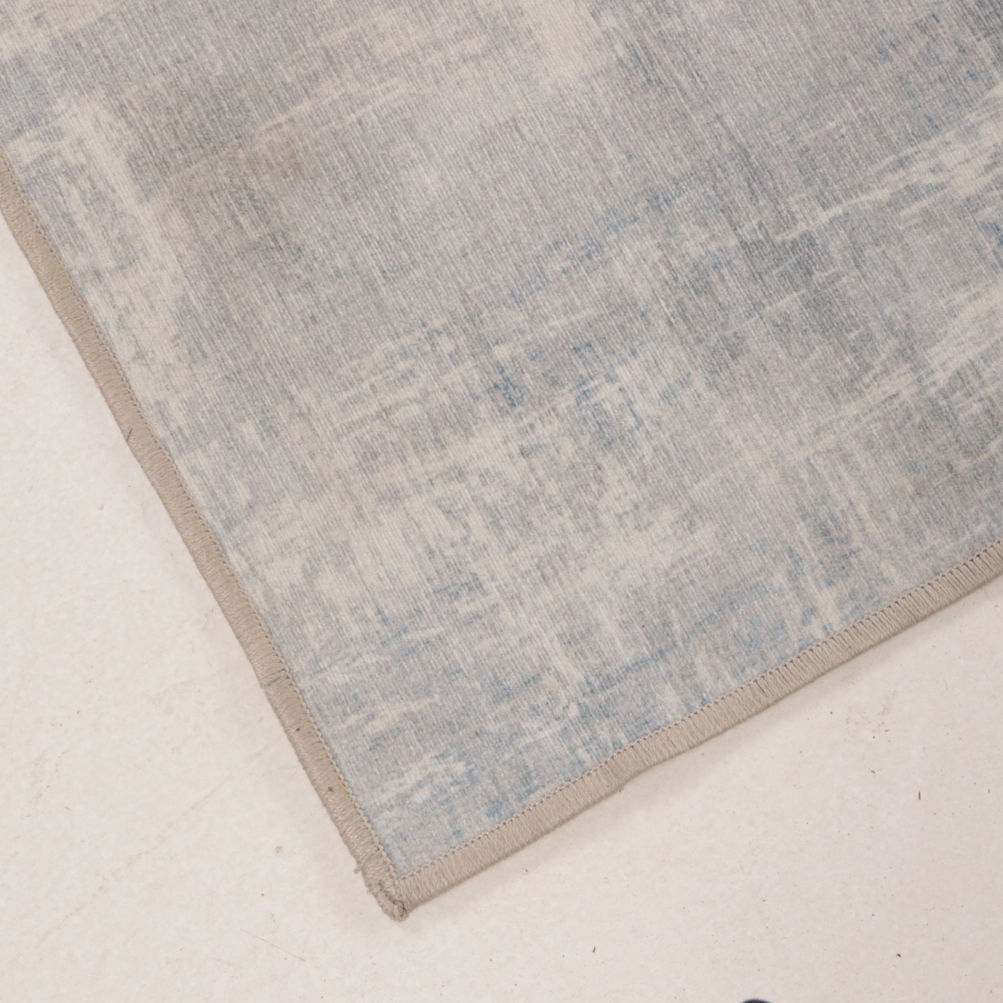 6'1 x 8'10 Machine Made Ruggable Contemporary Area Rug