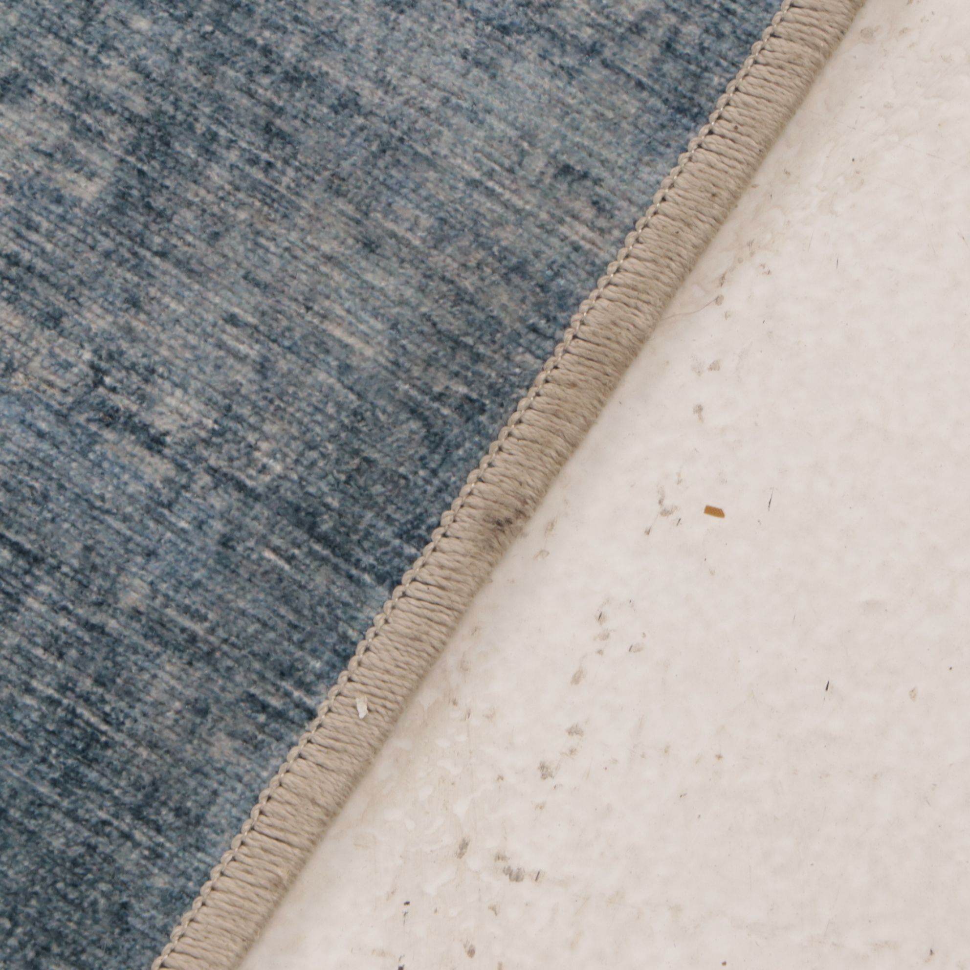 6'1 x 8'10 Machine Made Ruggable Contemporary Area Rug