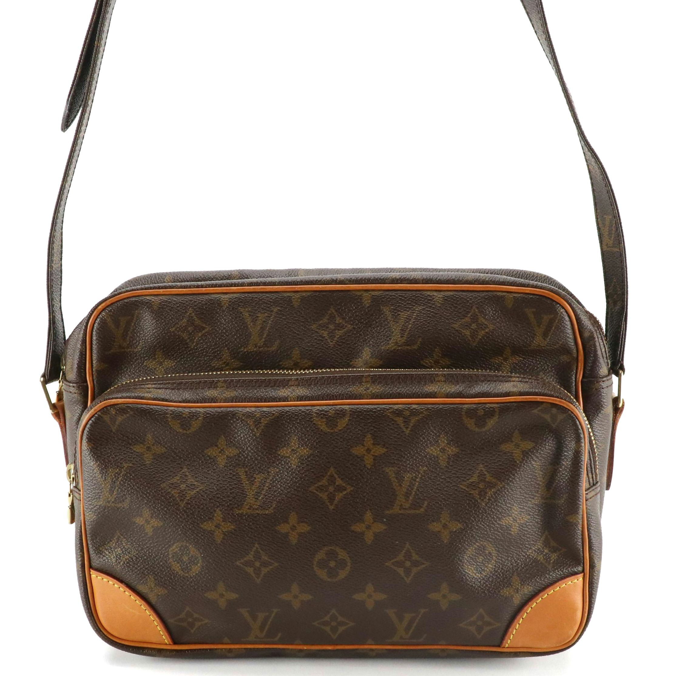 Louis Vuitton Nil 28 Crossbody Messenger Bag in Monogram Canvas