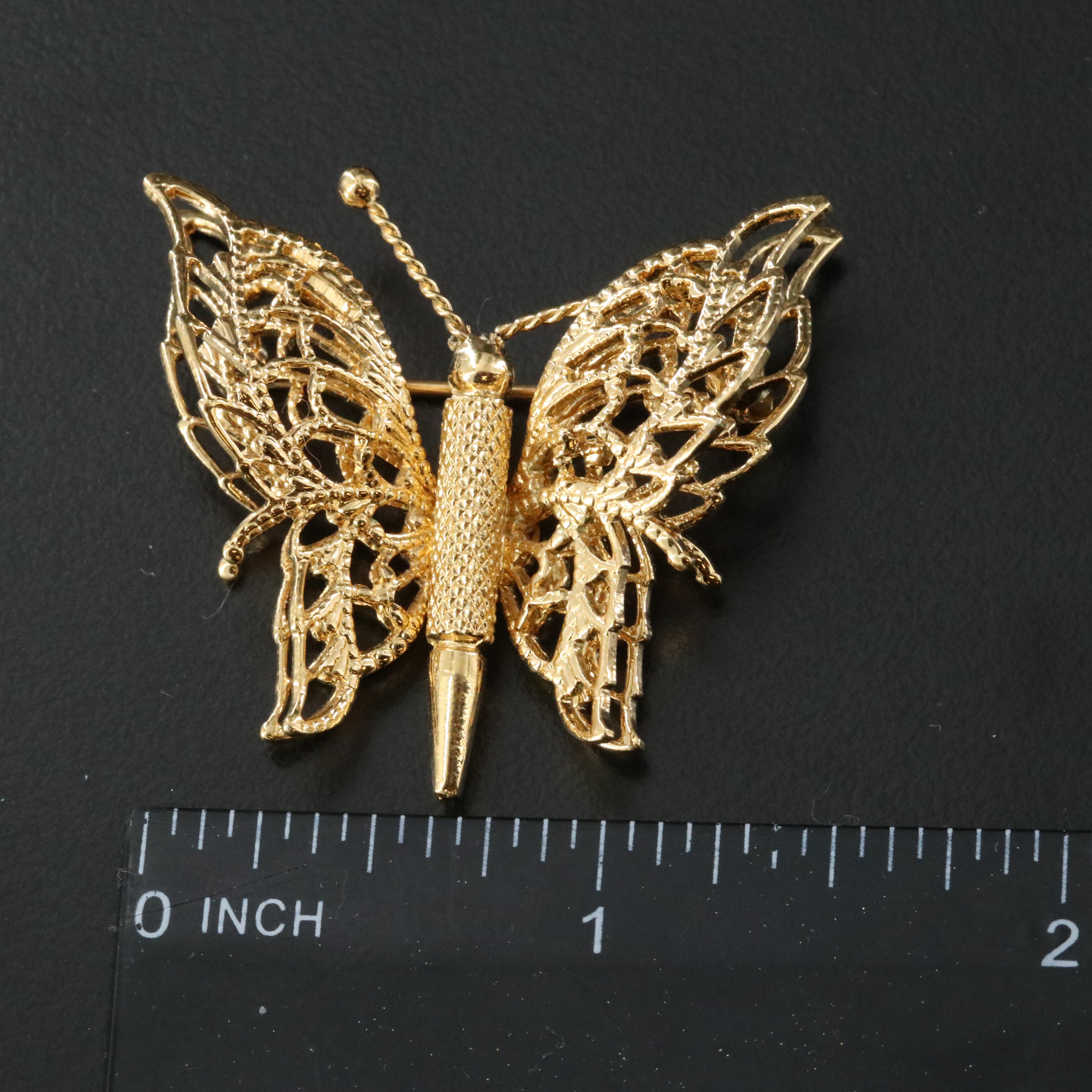 Ralph Lauren Featured in 1970s Gold-Tone Jewelry Collection