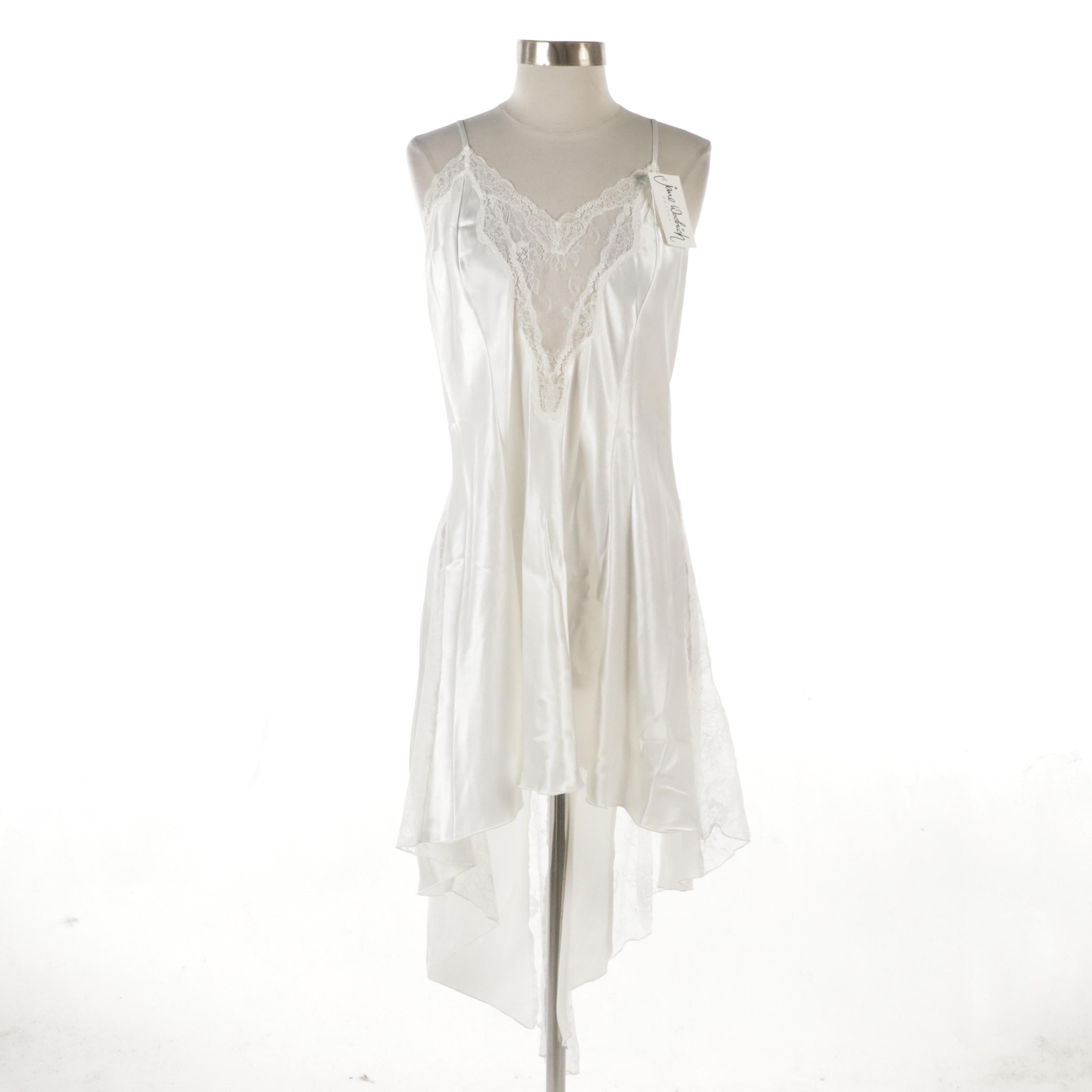 Jane Woolrich White Lace Trimmed Chemise and Matching Robe, With Tag
