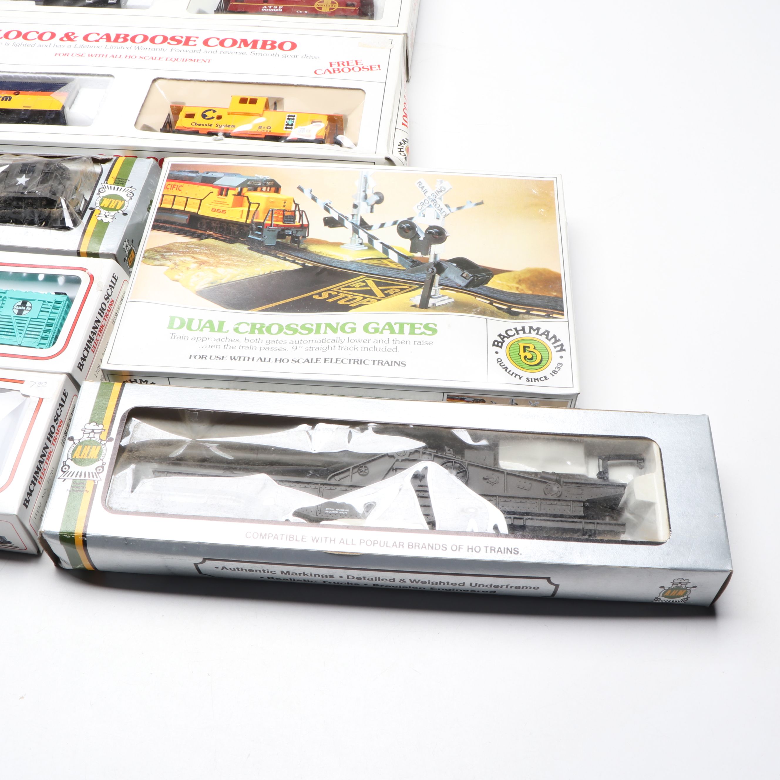 Bachmann "The Daylight" Locomotive and Caboose with More HO Scale Freight Cars