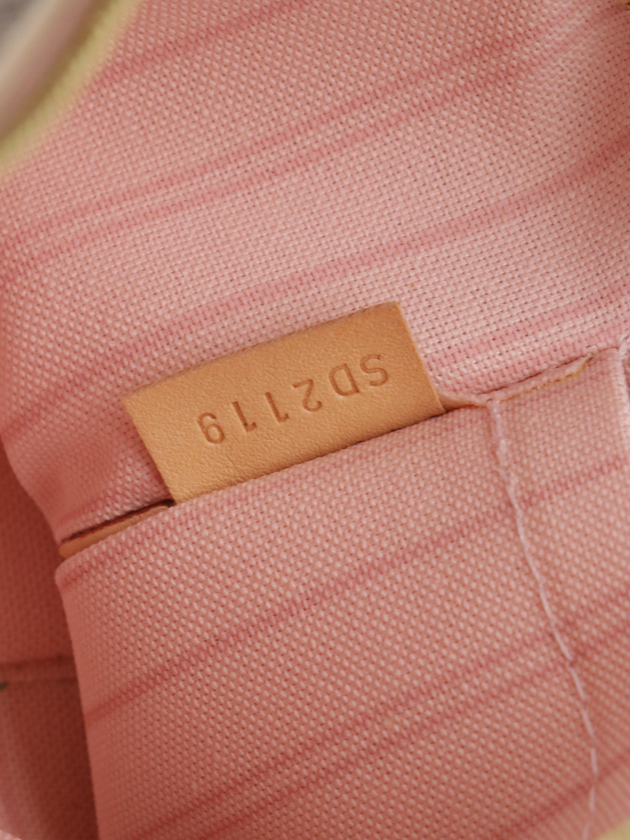 Louis Vuitton Neverfull MM in Damier Azur Canvas with Pouch and Gift Box