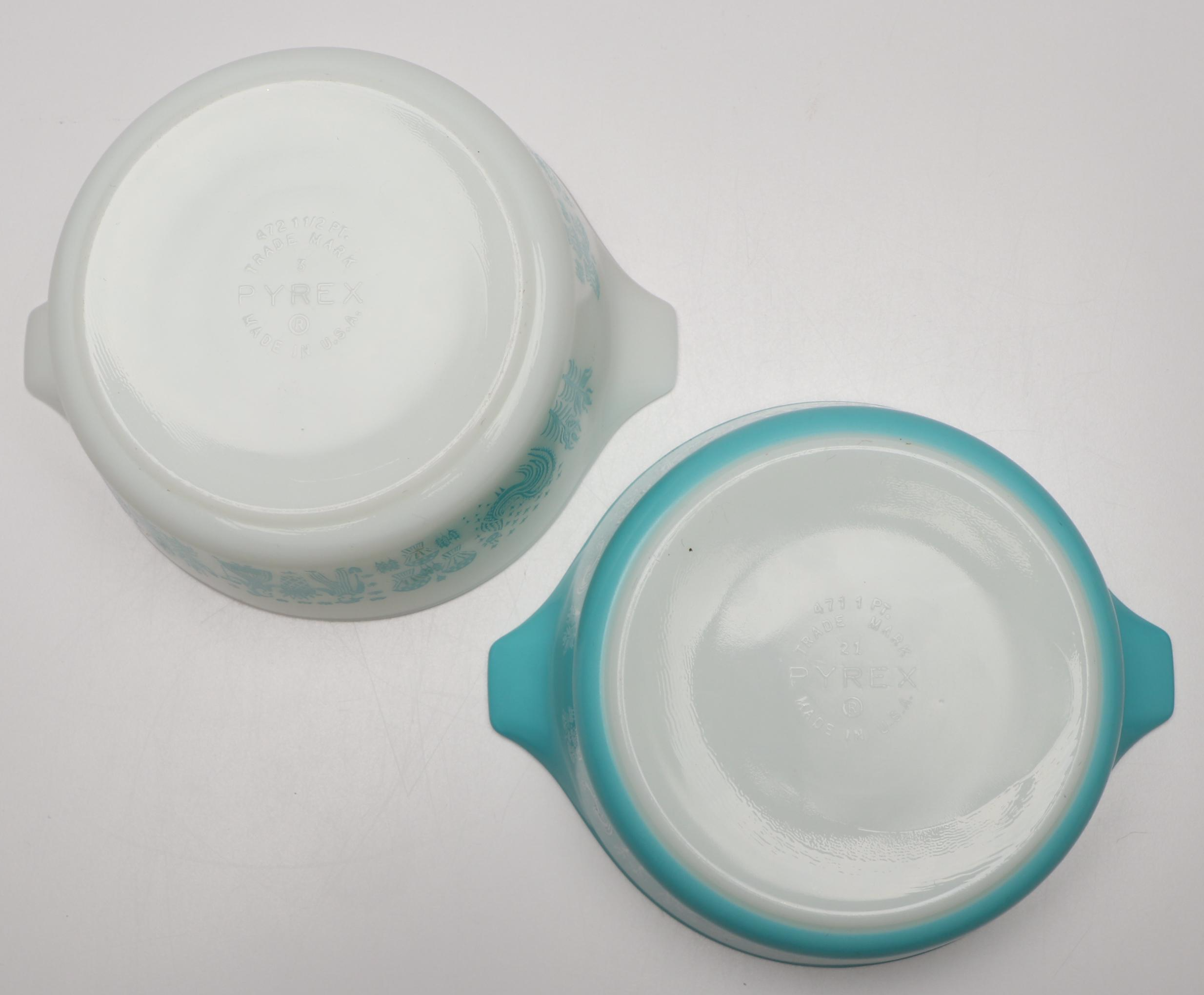 Pyrex "Butterprint Turquoise" Round Covered Casseroles, 1957–1968