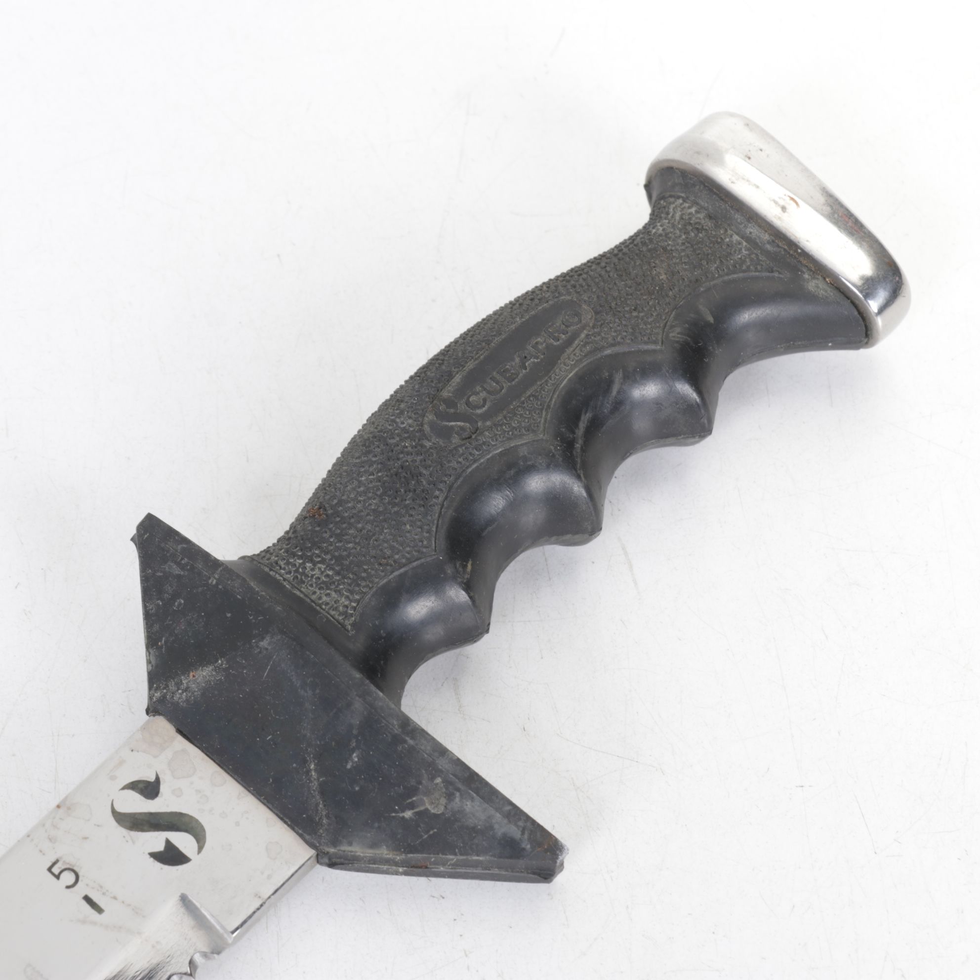 Pair of Serrated Scuba Knives with Holsters