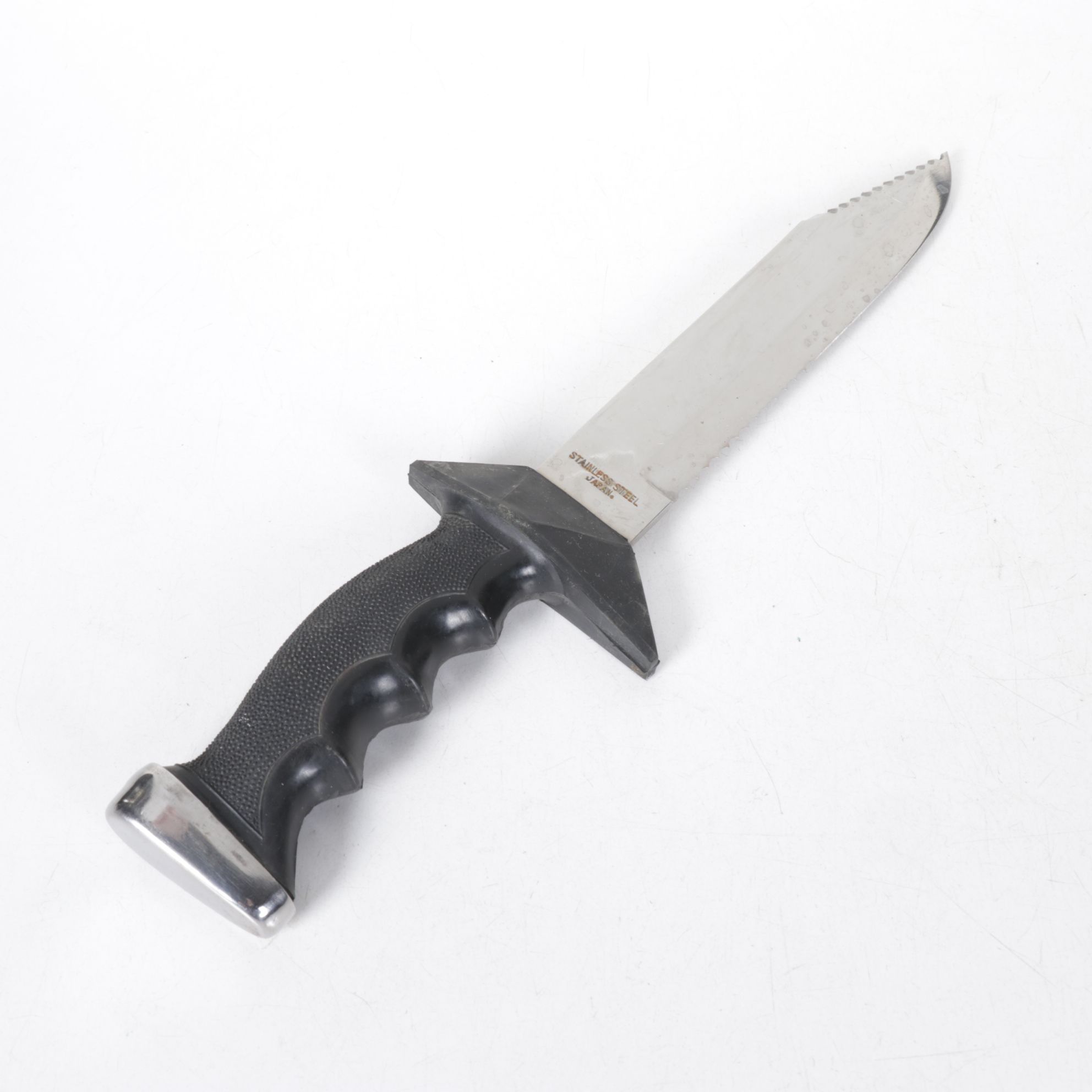 Pair of Serrated Scuba Knives with Holsters