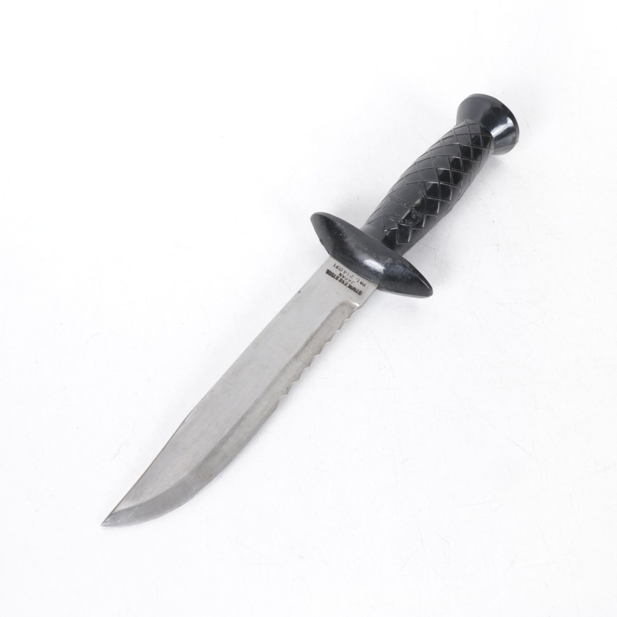 Pair of Serrated Scuba Knives with Holsters