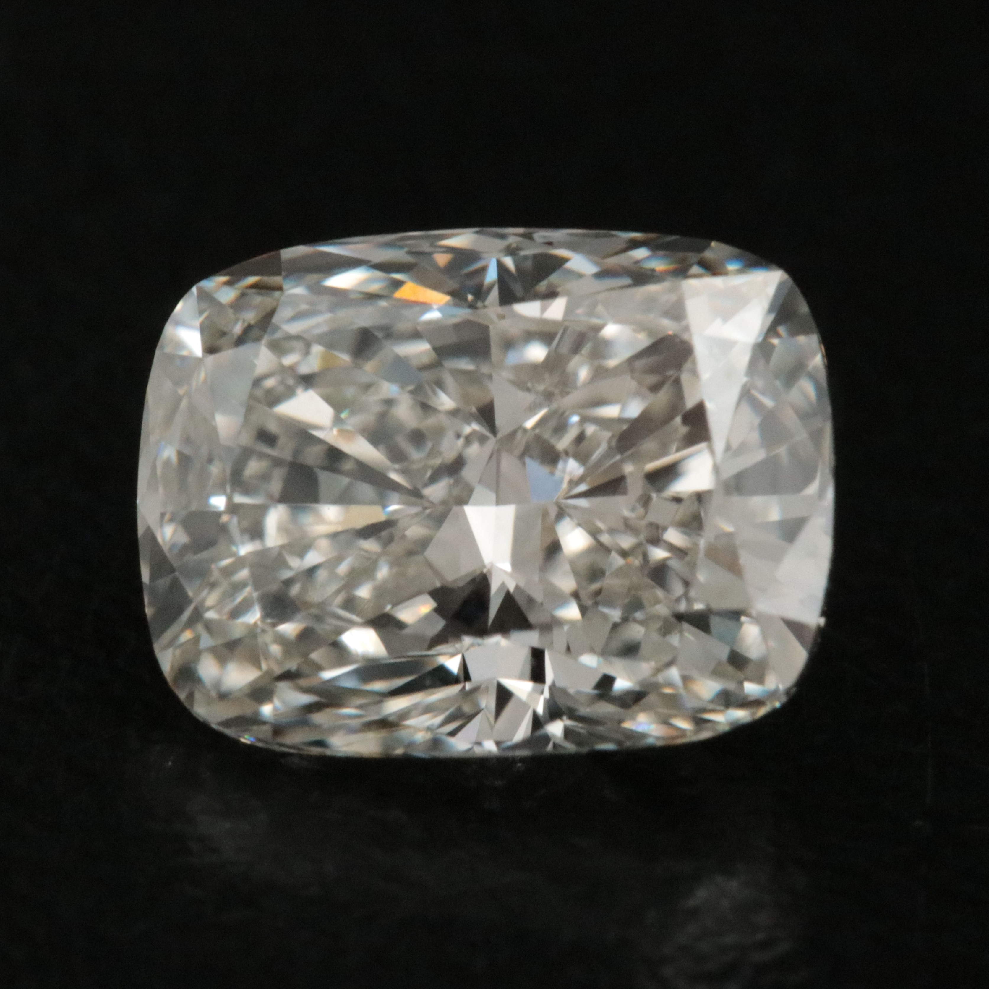 Loose 2.01 CT Lab Grown Diamond with IGI Report