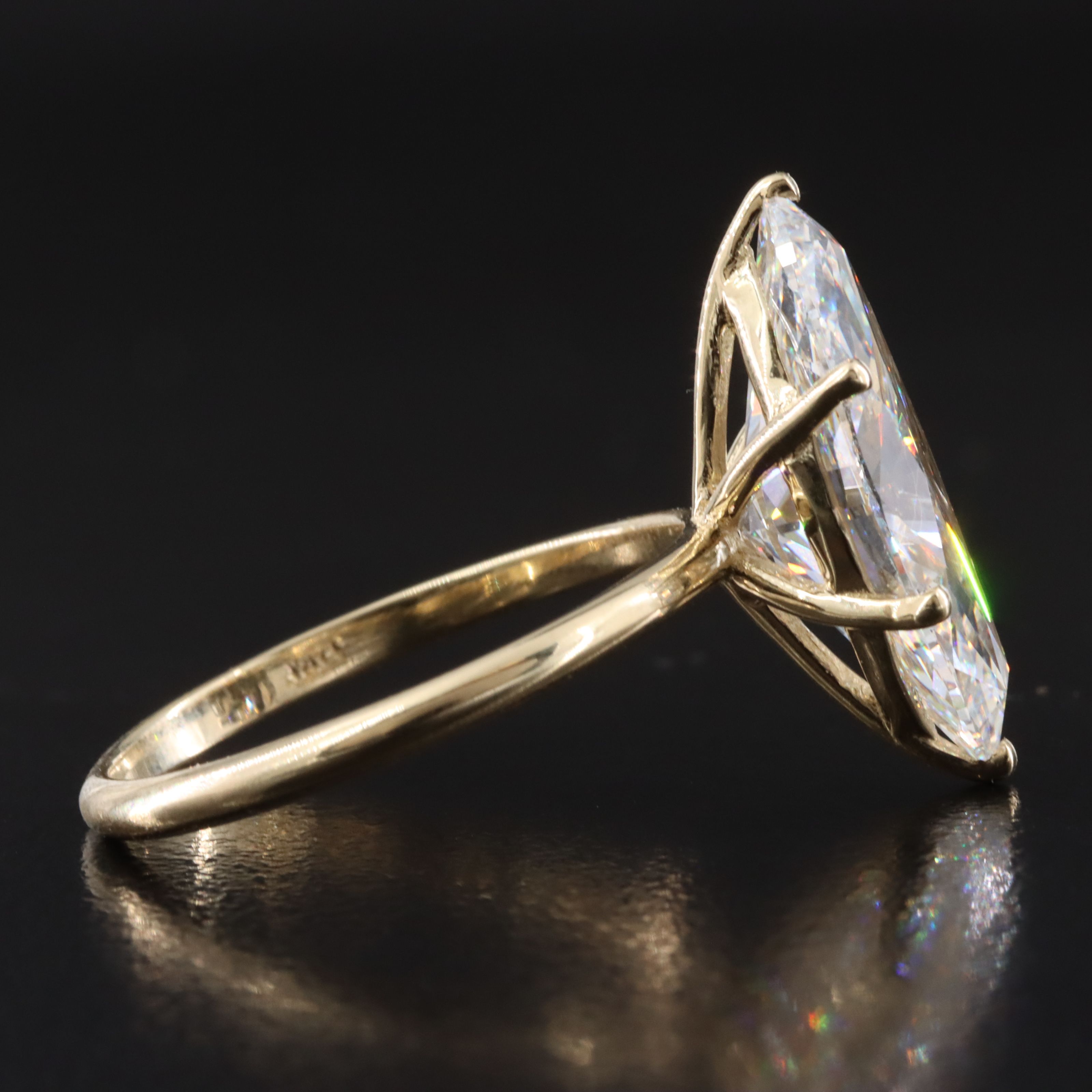 14K 5.84 CT Lab Grown Diamond Solitaire Ring with IGI Report