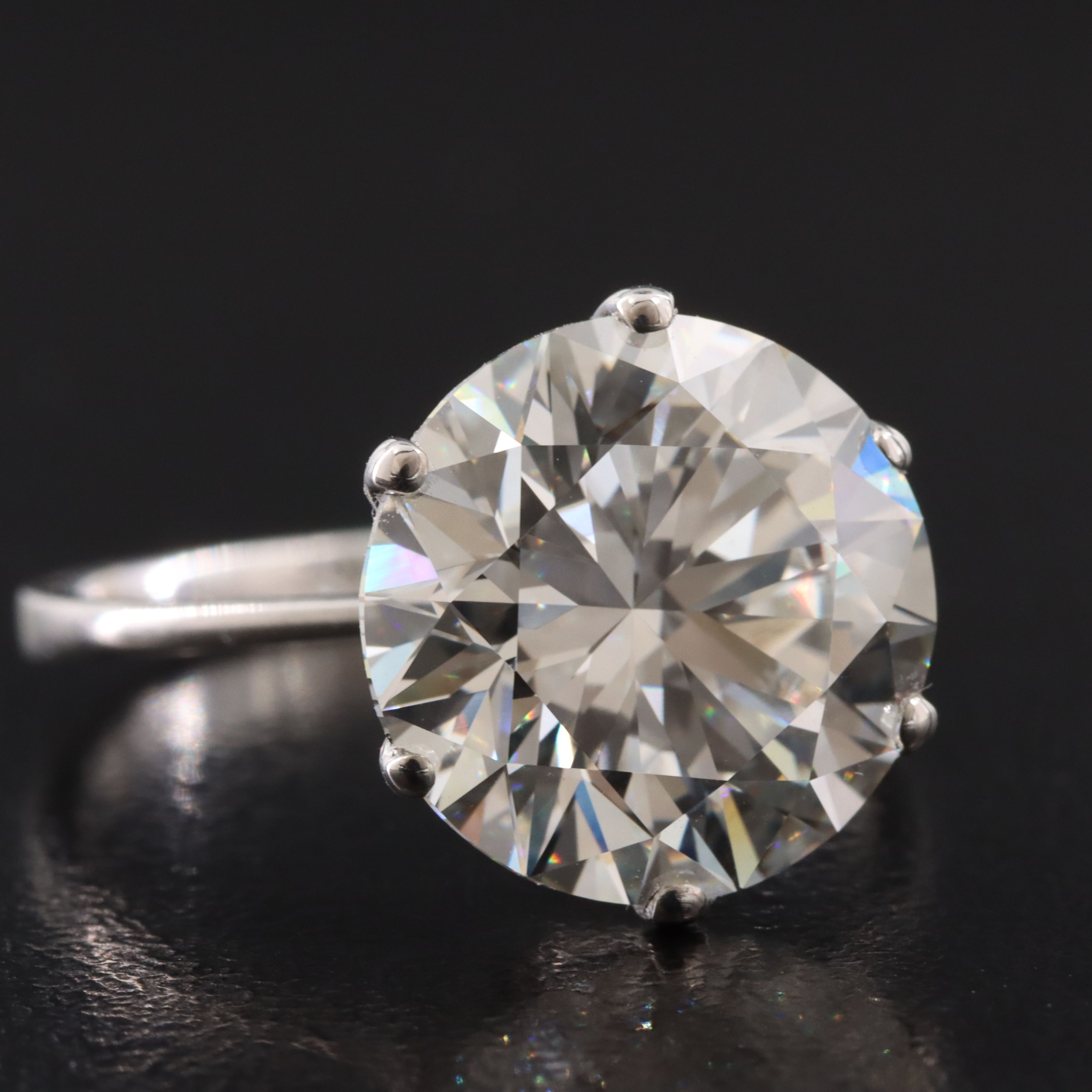 18K 6.02 CT Lab Grown Diamond Solitaire Ring with IGI Report