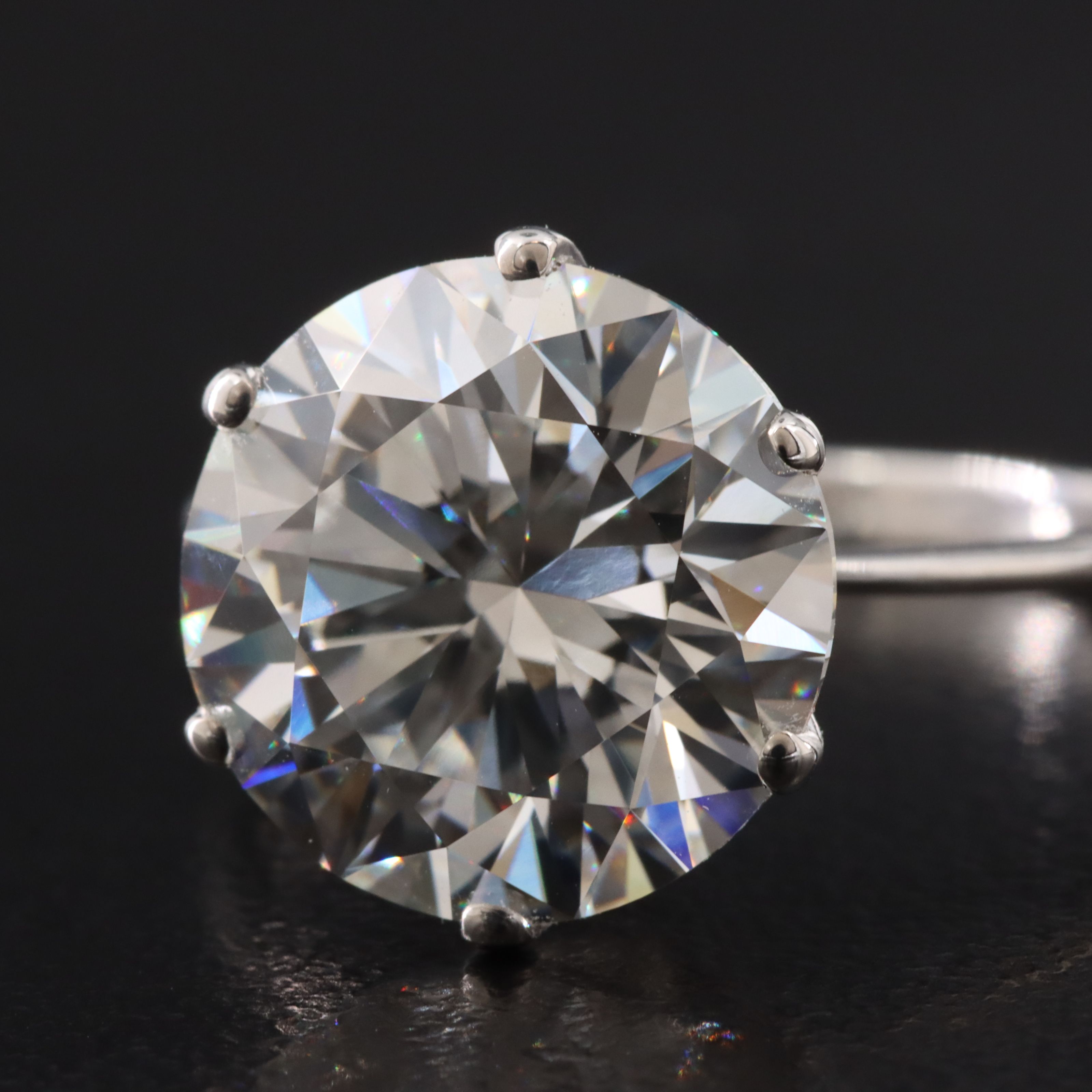 18K 6.02 CT Lab Grown Diamond Solitaire Ring with IGI Report