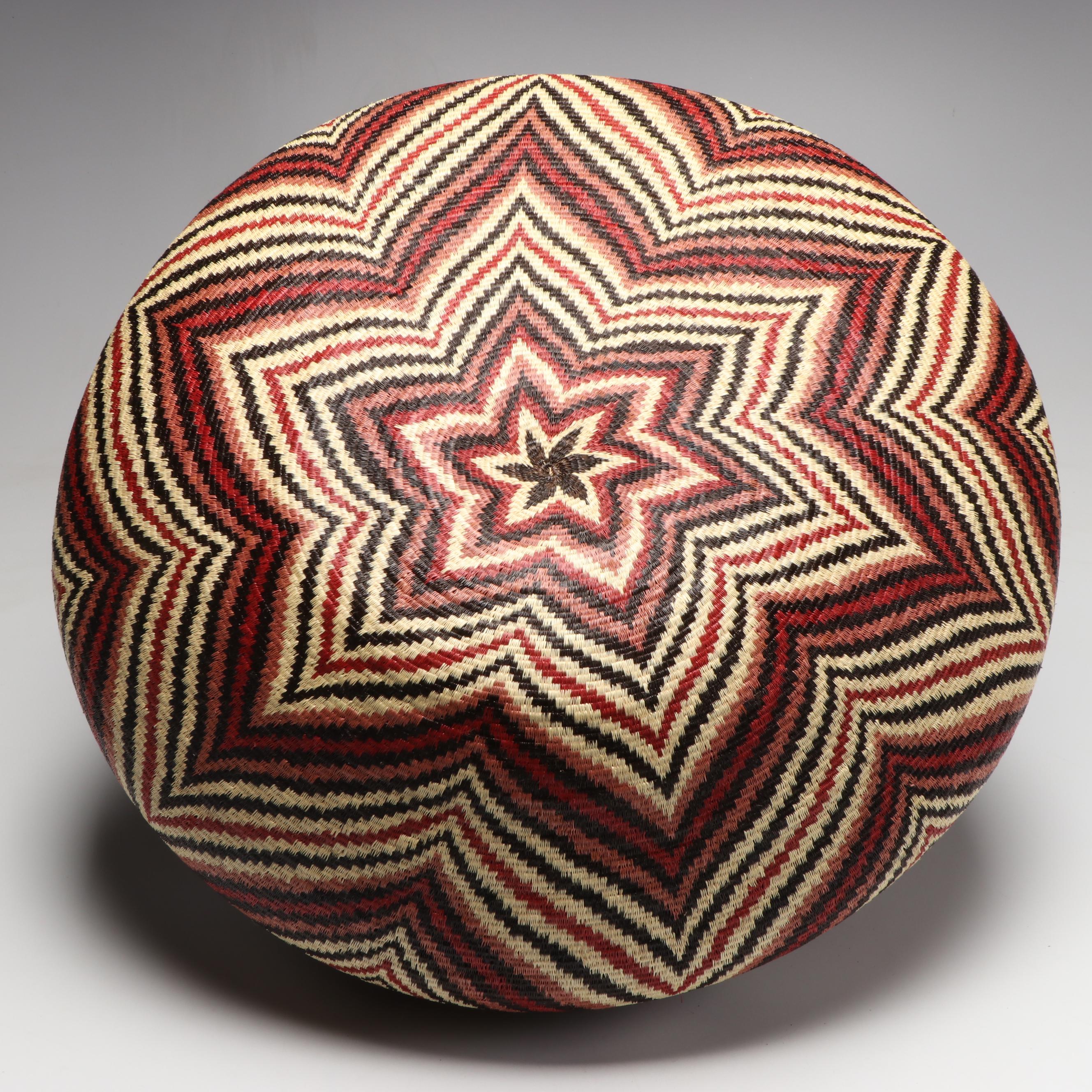 Darien Rainforest Emberá-Wounaan Woven Black Palm Chunga Fiber Basket