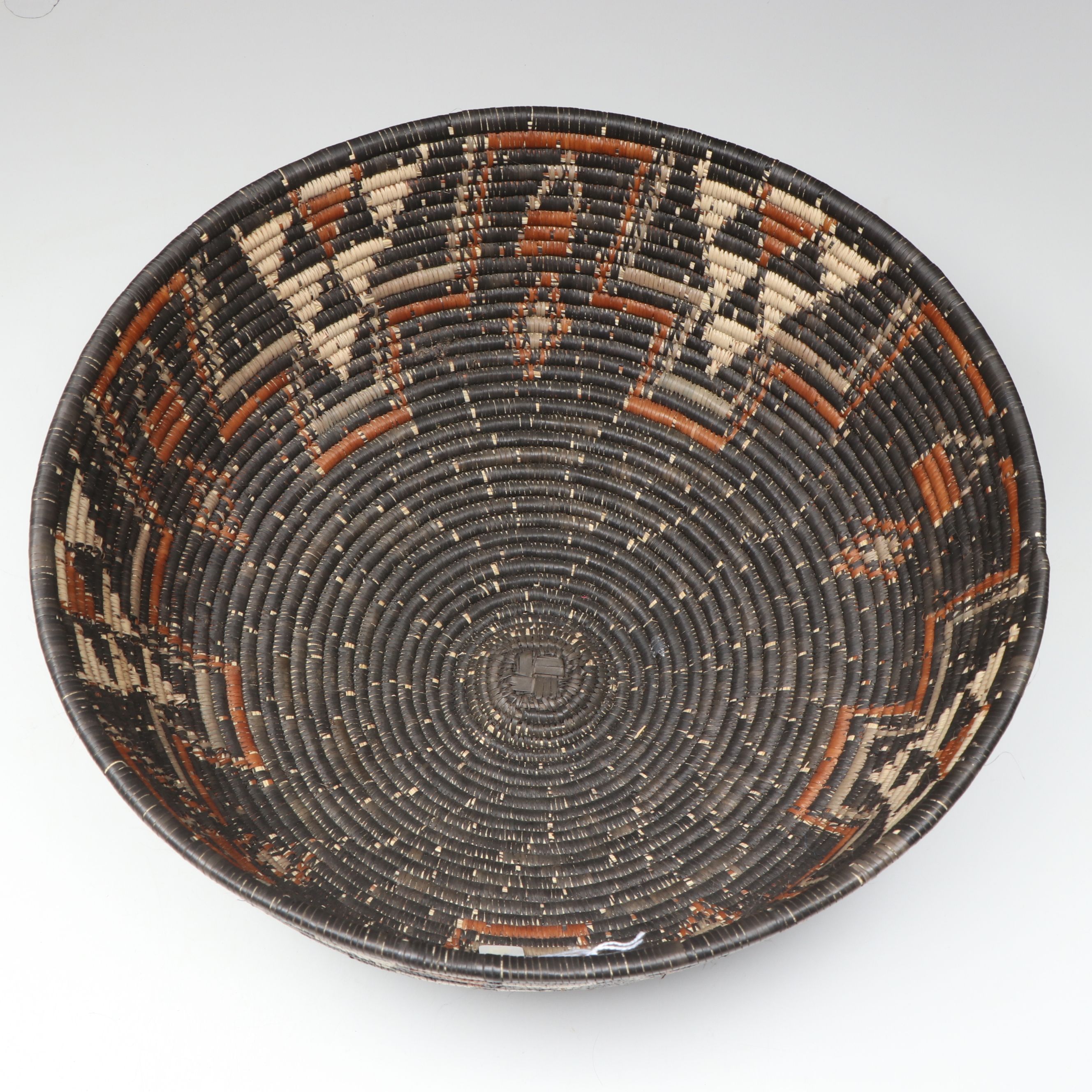 Alice Simelane South African Zulu Woven Ilala Palm Bowl and Other Lidded Basket