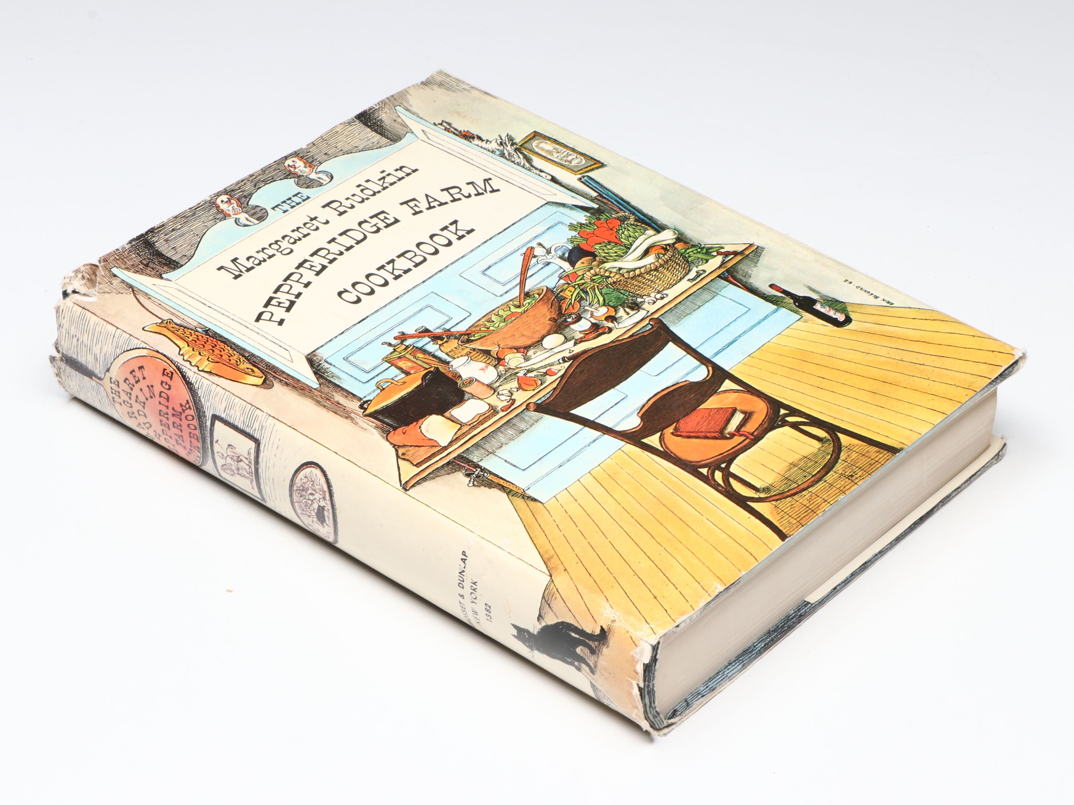 "Favorite Recipes of America" Five-Volume Box Set and More Cookbooks