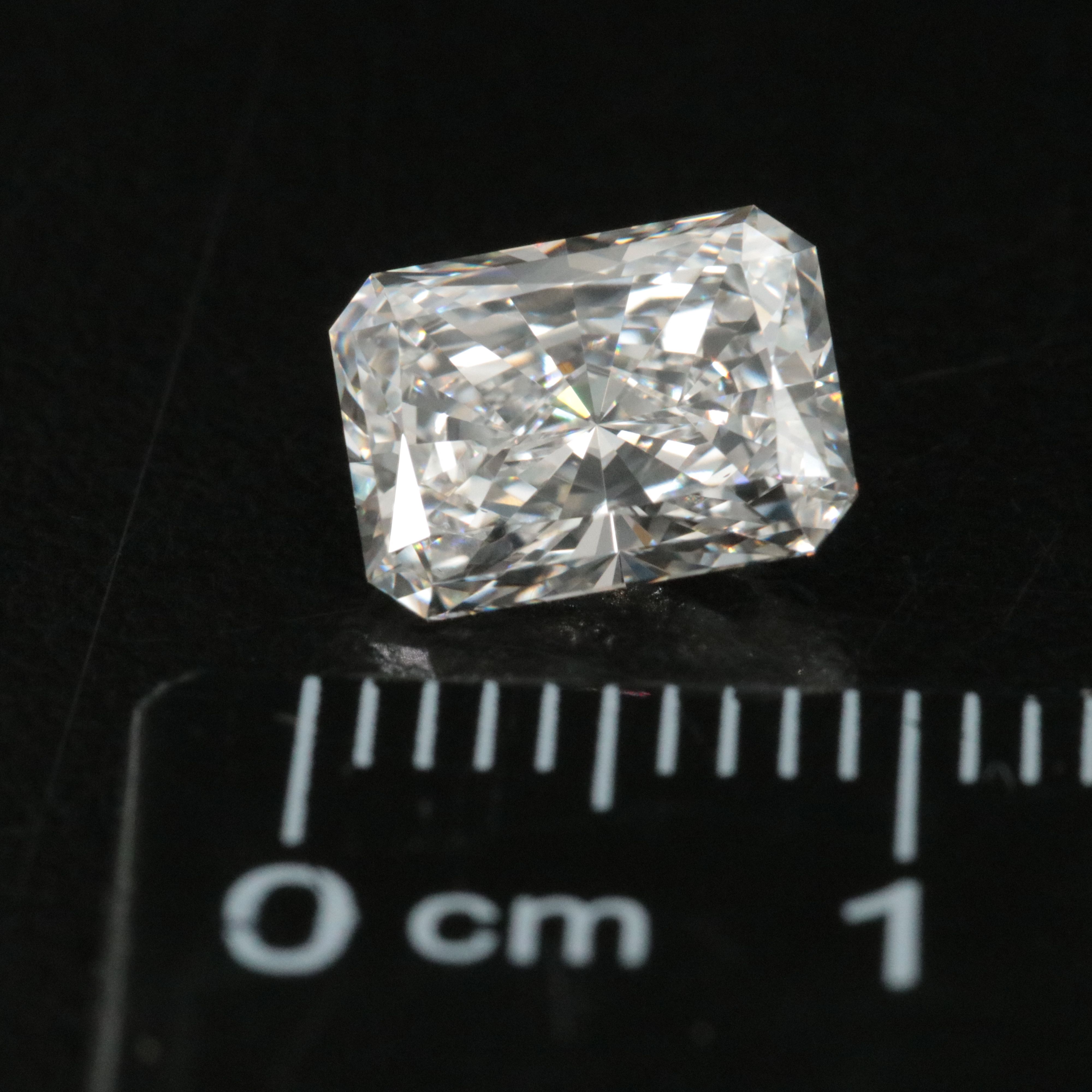 Loose 1.86 CT Lab Grown Diamond with IGI Report