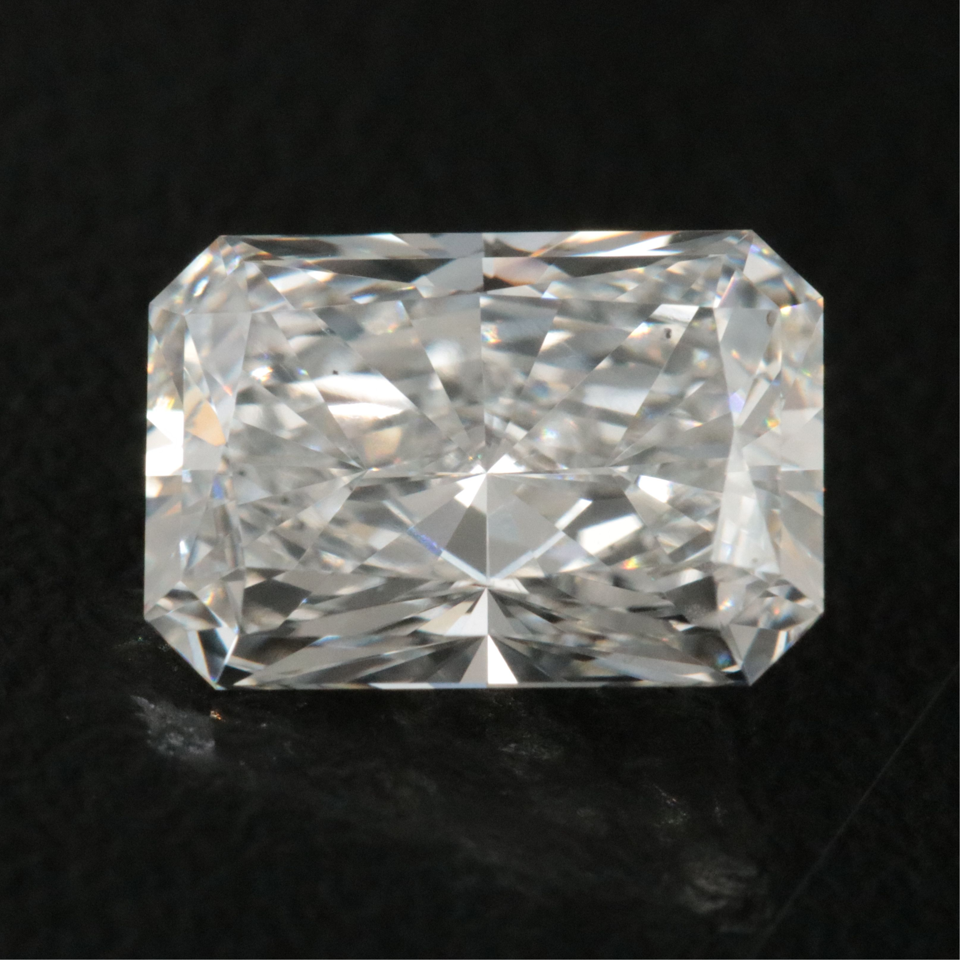 Loose 1.87 CT Lab Grown Diamond with IGI Report