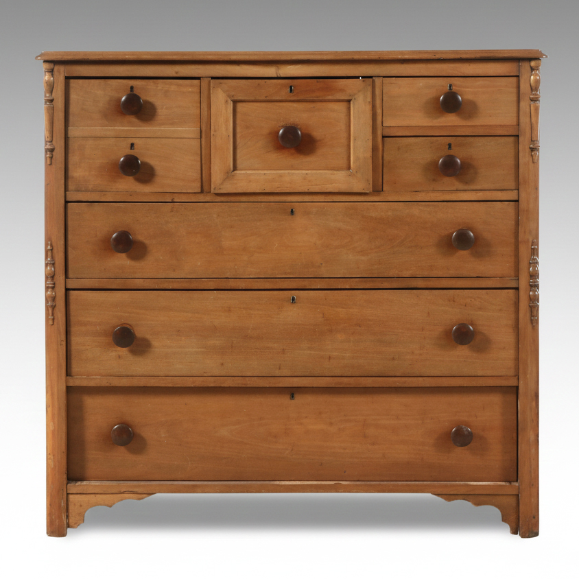 American Late Victorian Wooden Chest of Drawers with Knapp Joints, 1870–1900