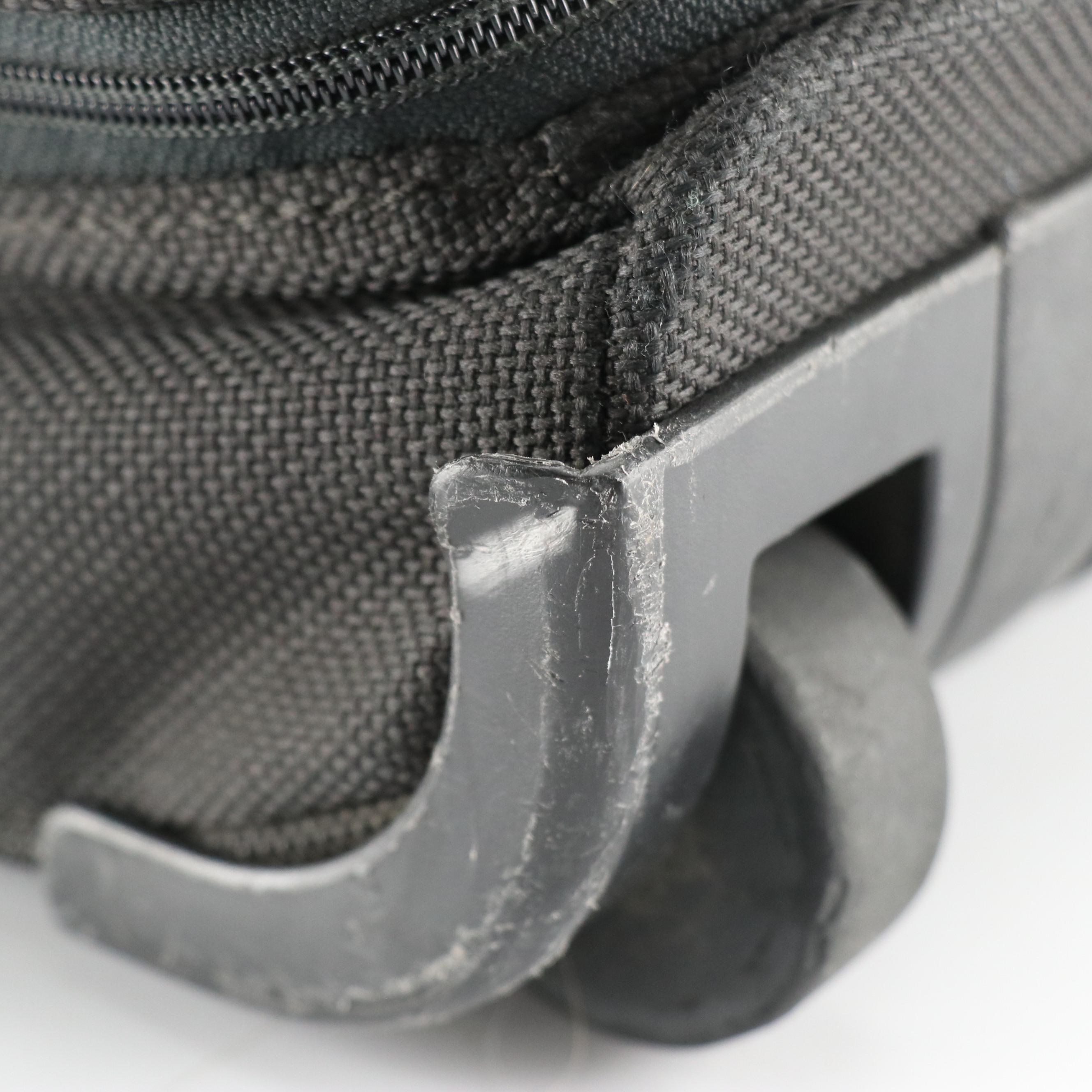 Samsonite Ultralite 2 Garment Travel Bag in Black