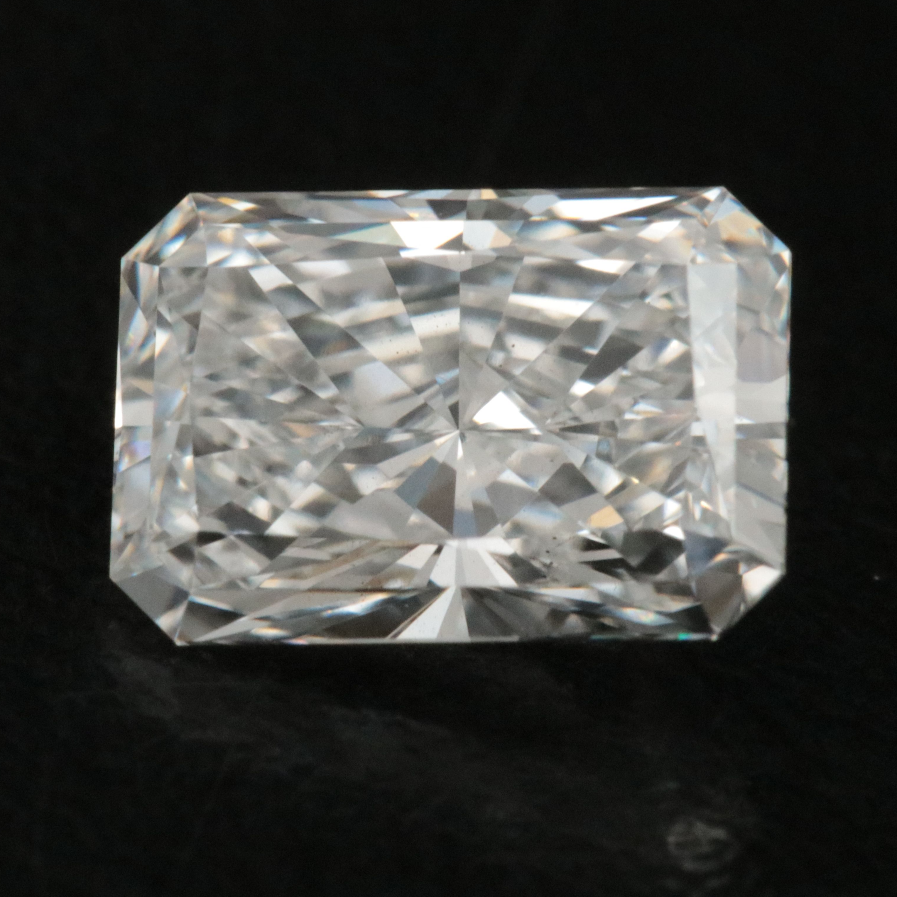 Loose 1.75 CT Lab Grown Diamond with IGI Report