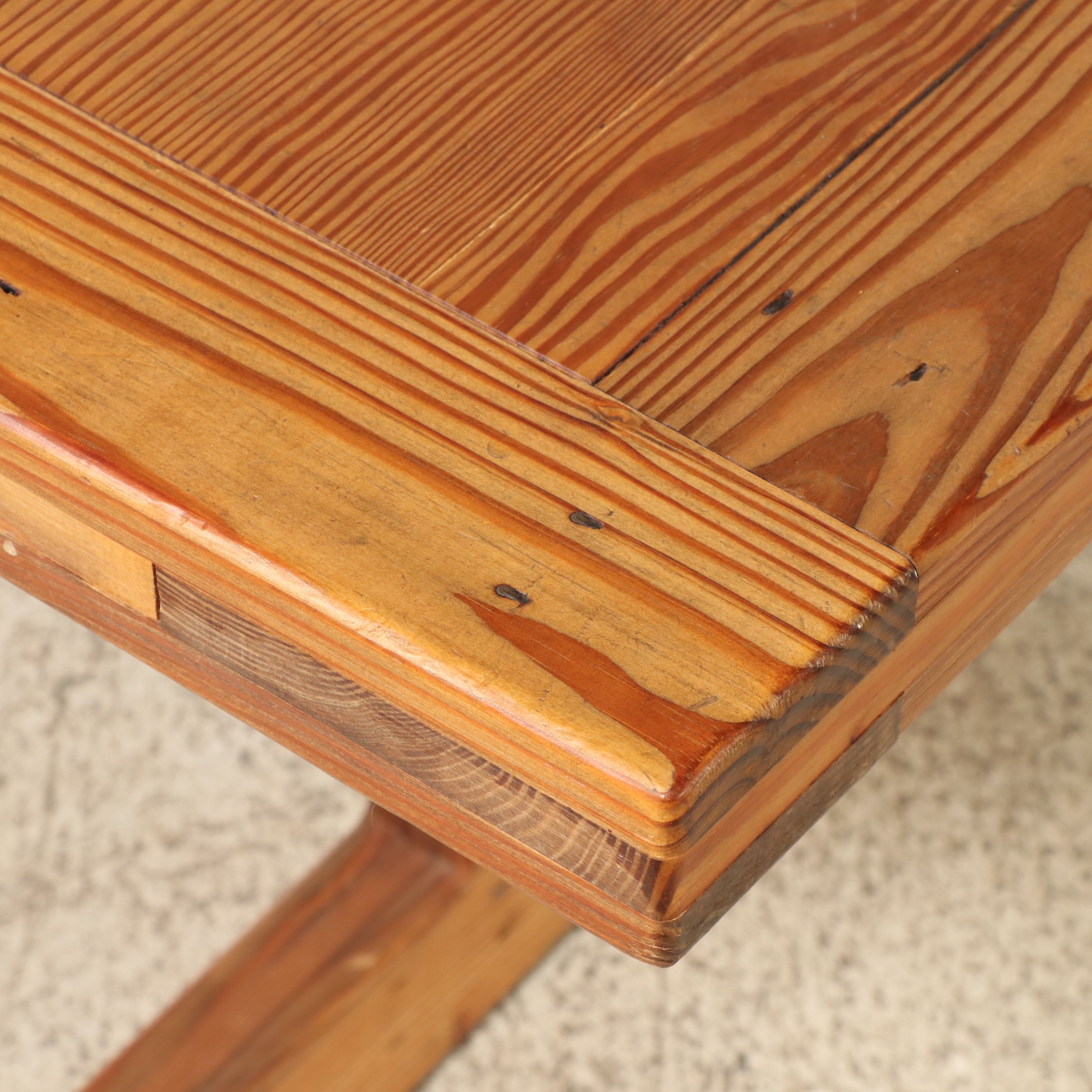 This End Up Pine Dining Table with Bench Seat and Four Armchairs