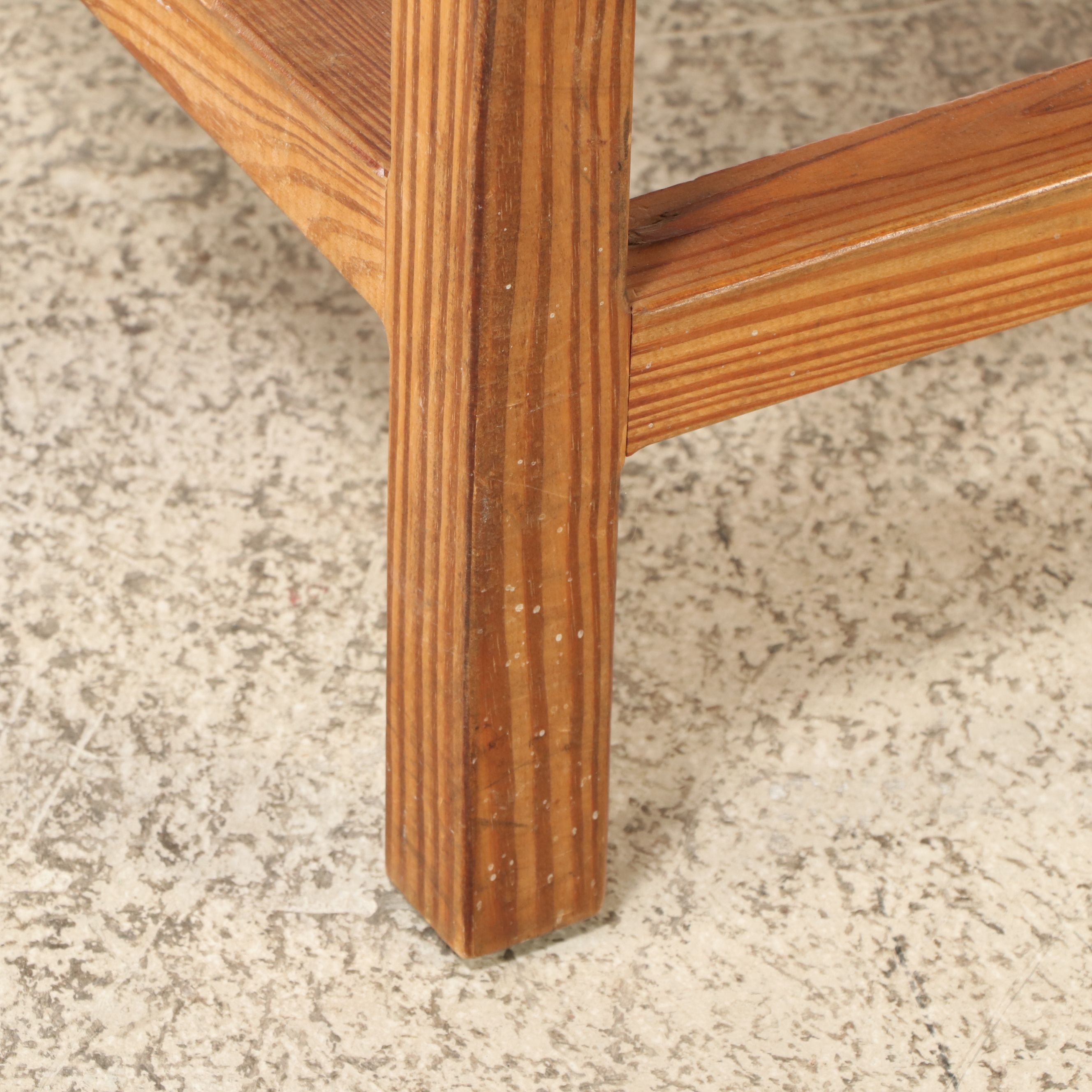 This End Up Pine Dining Table with Bench Seat and Four Armchairs