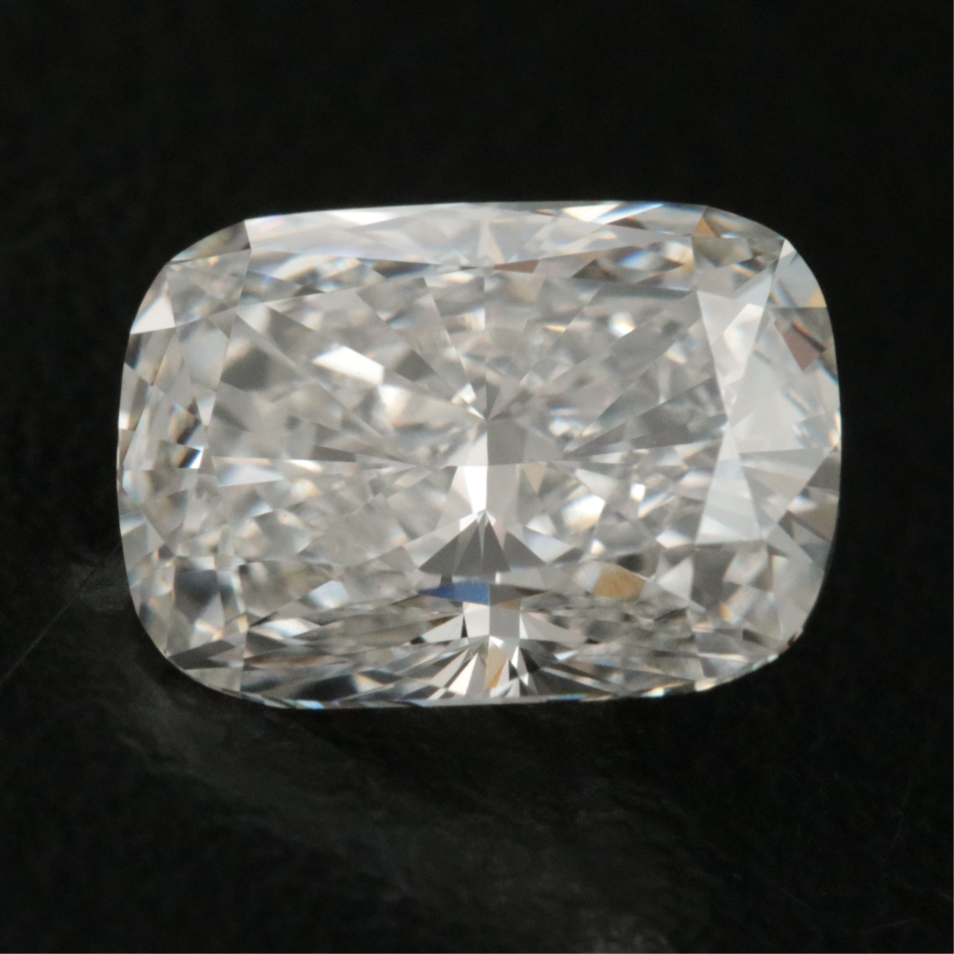 Loose 1.95 CT Lab Grown Diamond with IGI Report