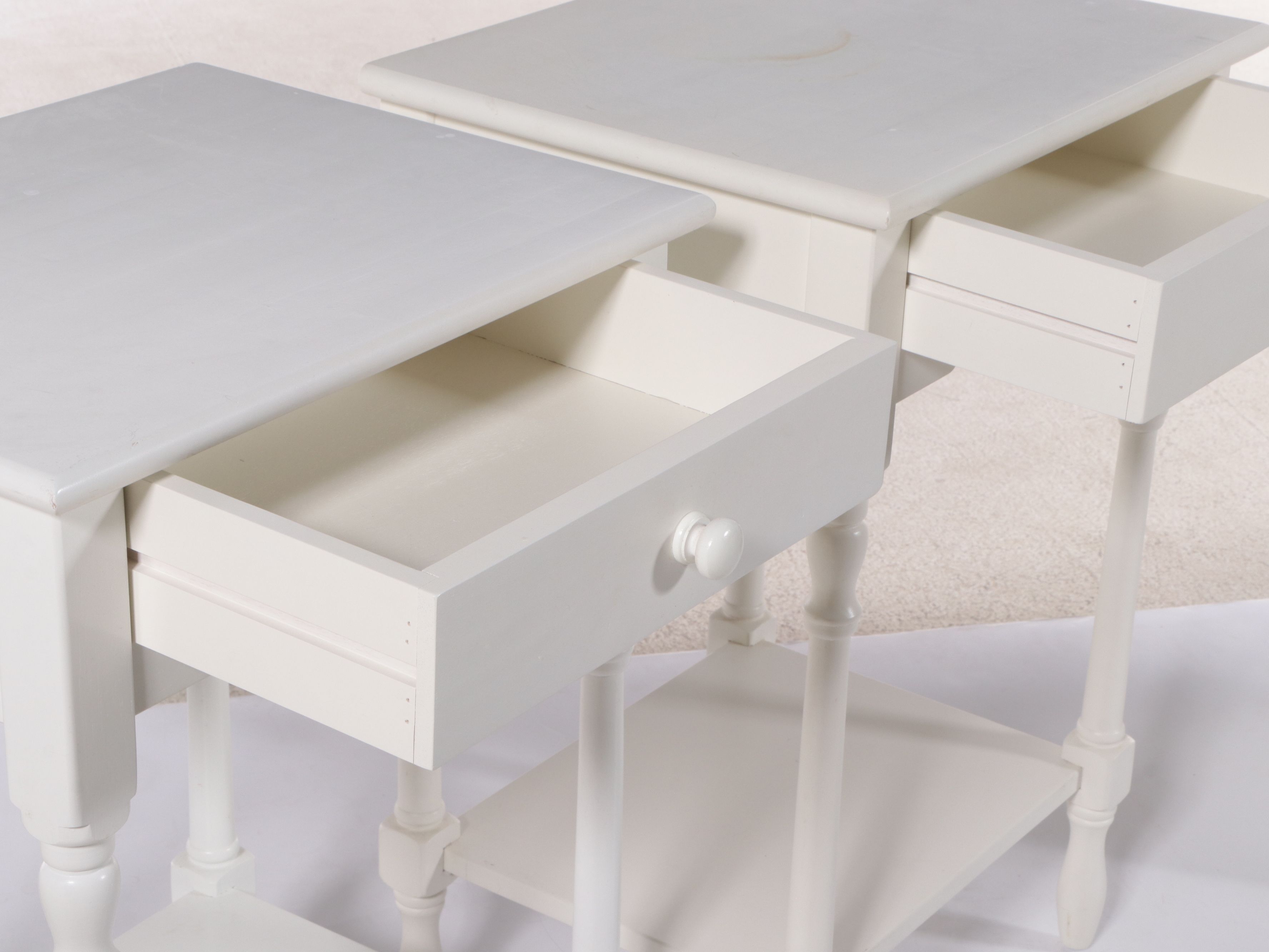 Contemporary White Painted Cabinet with Pair of Nightstands