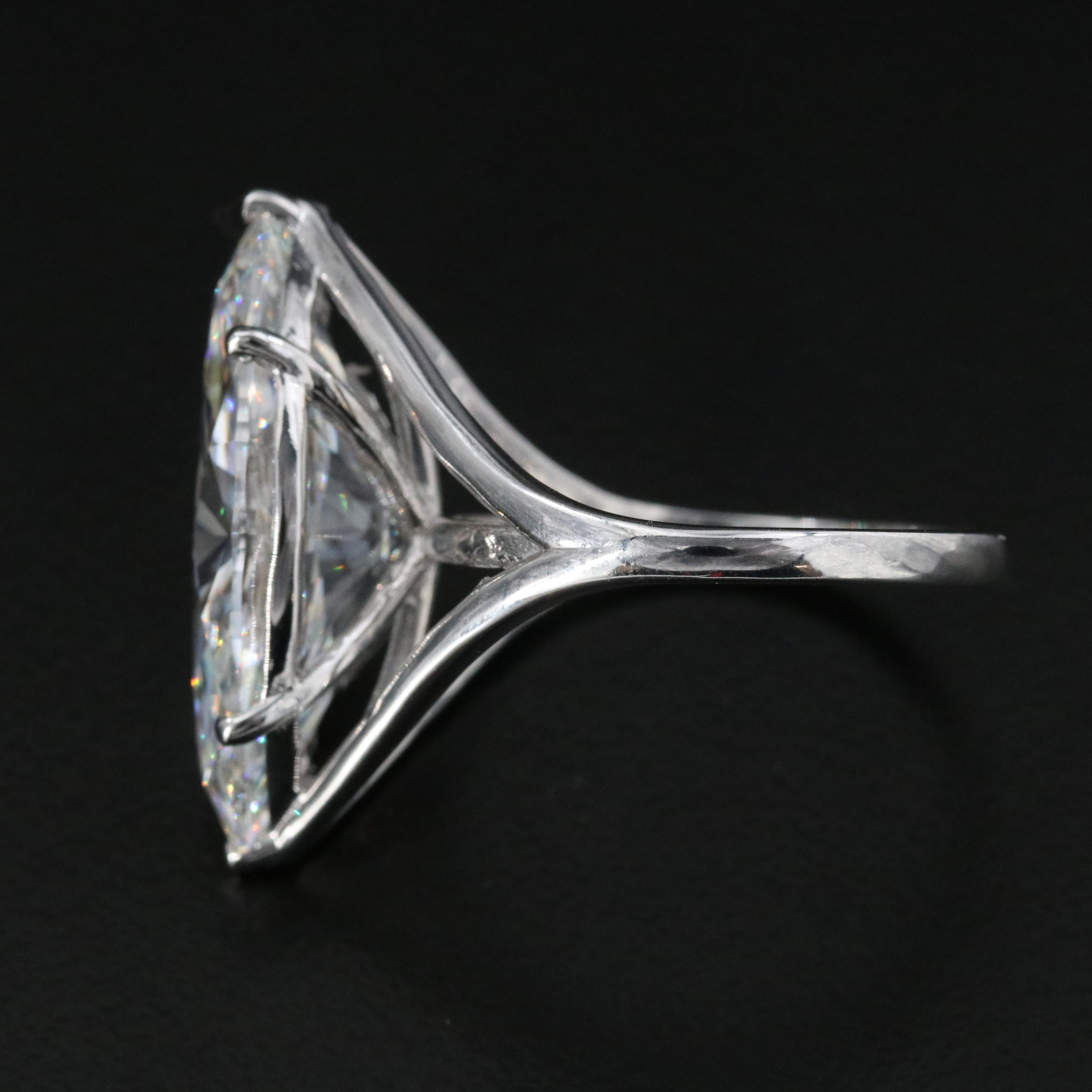 14K 10.13 CT Lab Grown Diamond Solitaire Ring with IGI Report