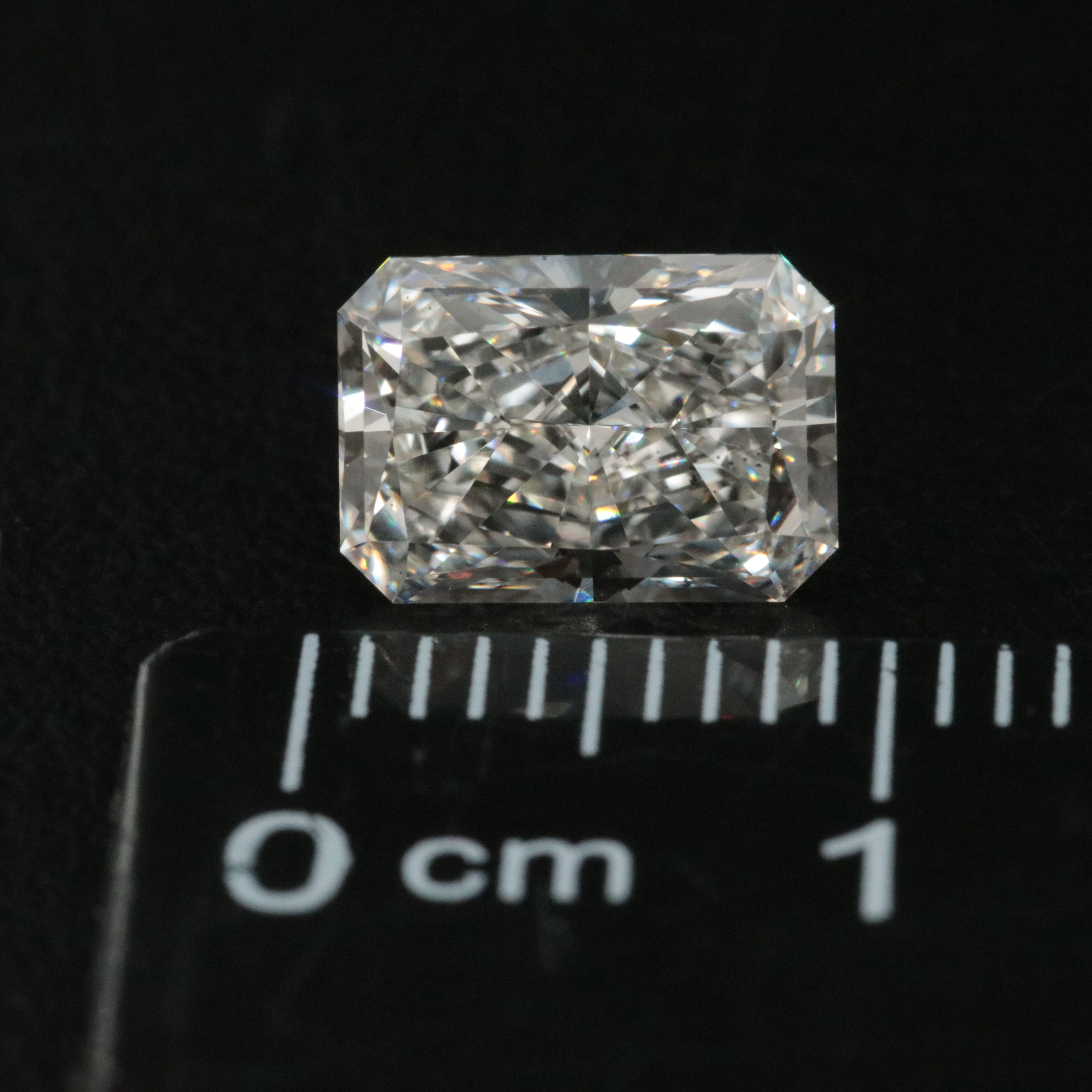 Loose 1.85 CT Lab Grown Diamond with IGI Report