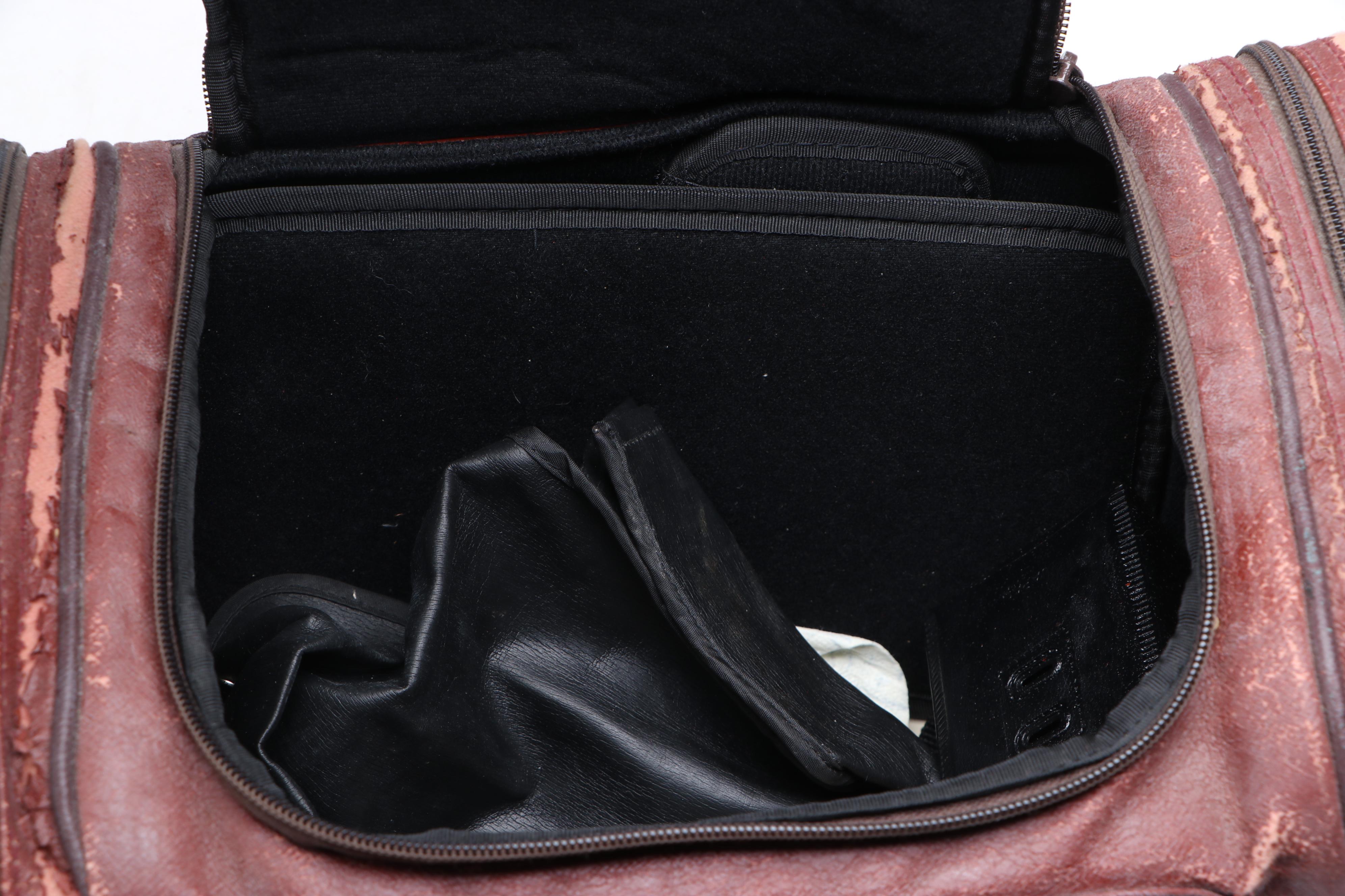 Minolta X-700 SLR Camera with Camera Bag, Flash and More Accessories