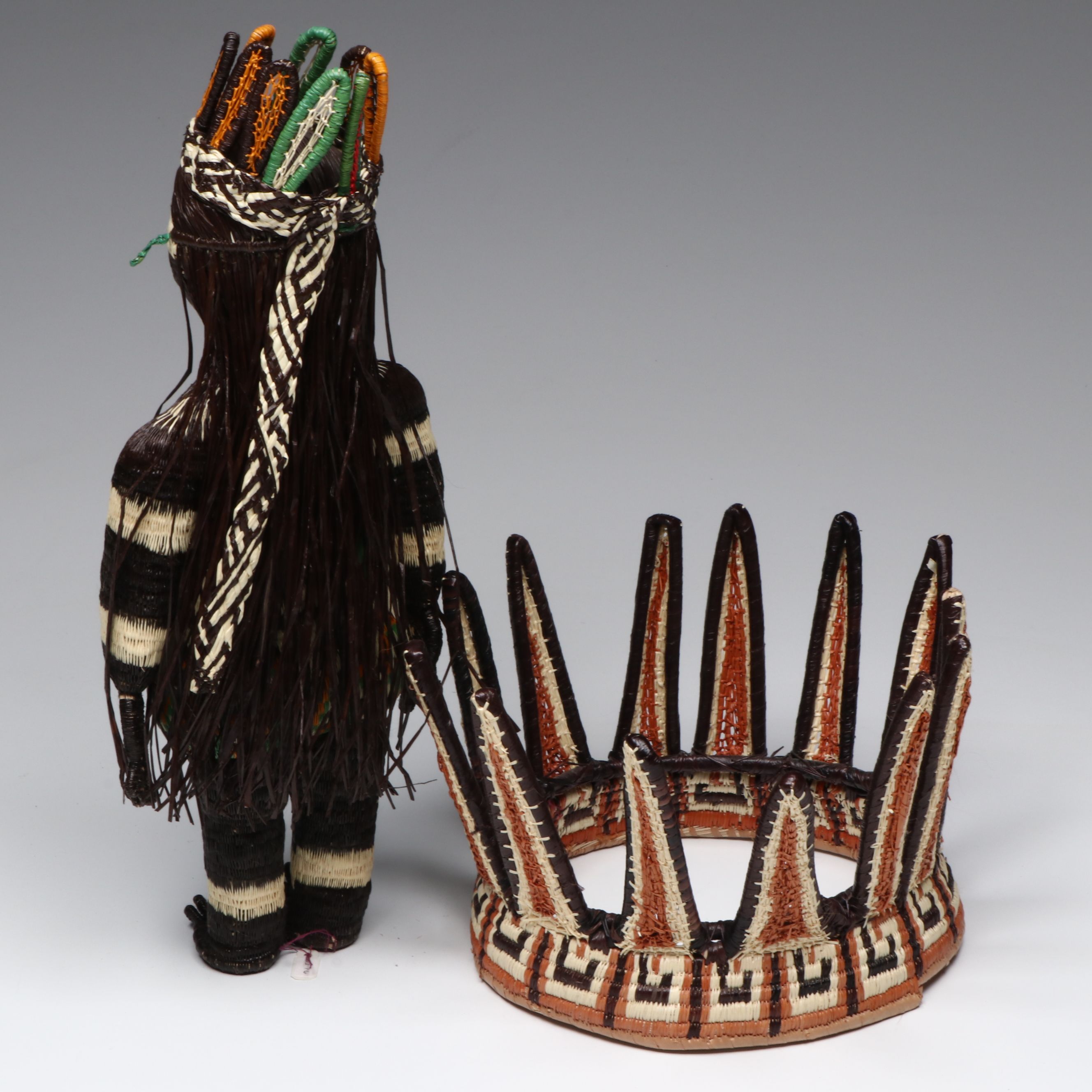 Rosa Elvida Emberá-Wounaan Woven Chunga and Nahuala Fiber Doll with Other Crown